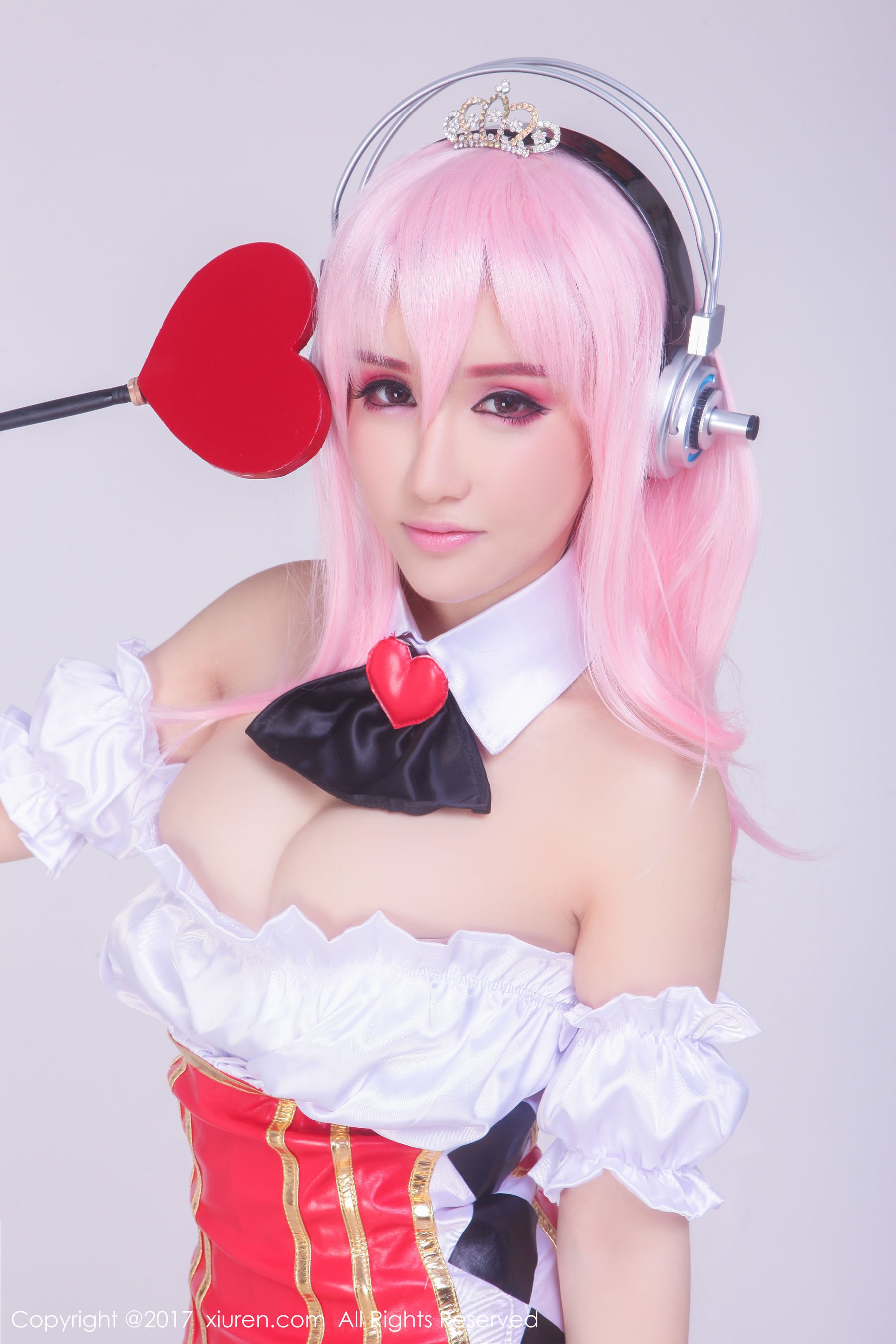 K8傲娇萌萌Vivian《COS超级索尼子+梦幻七彩裙子》 秀人网XIUREN No.722第16张