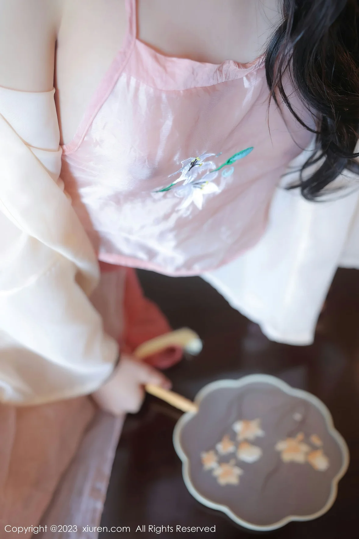  XiuRen 秀人 No.7290 幼幼 原色丝袜泰国旅拍 [89P]第1张