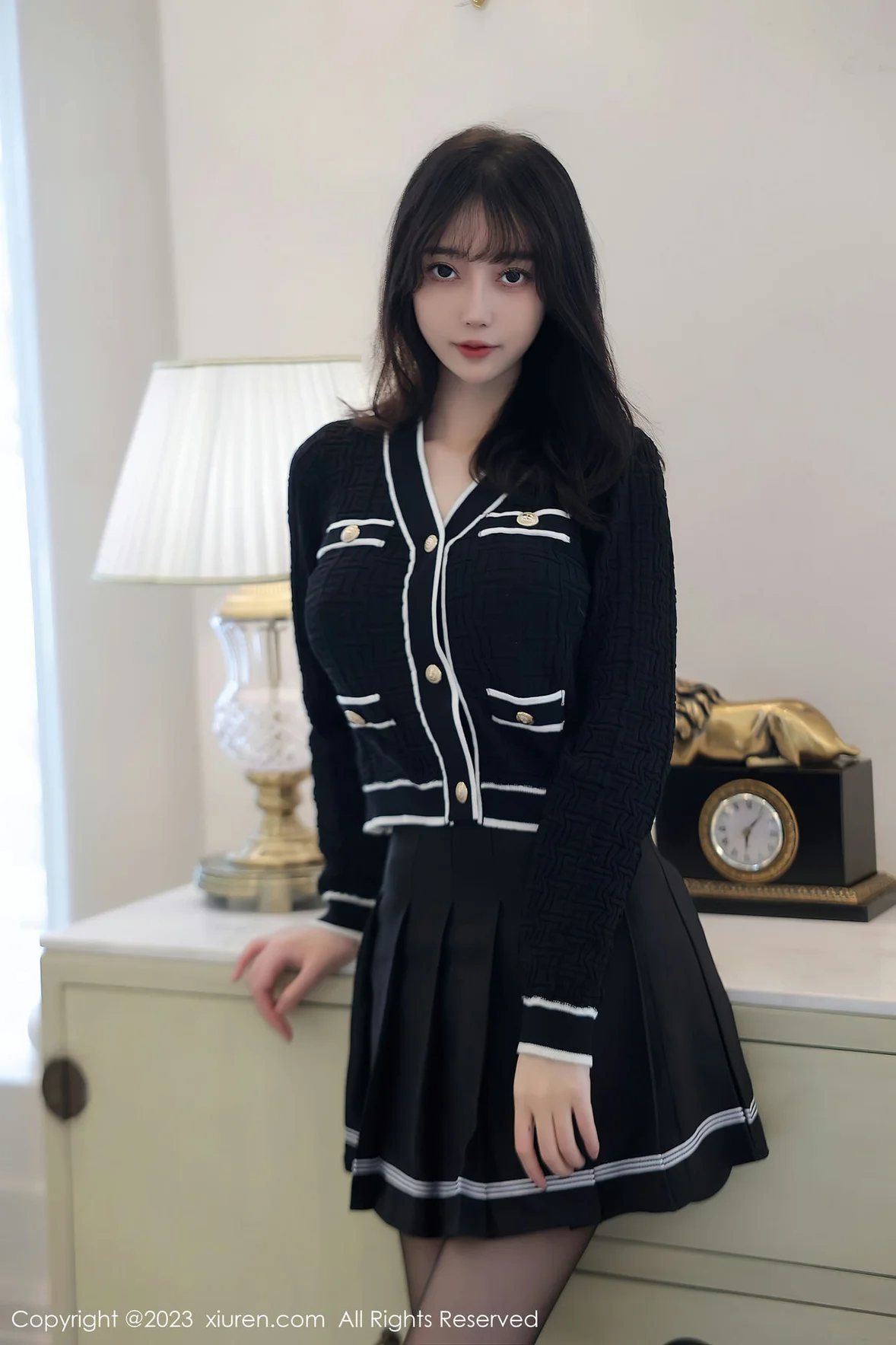  XiuRen 秀人 No.7287 玥儿玥er 薄纱内衣杭州旅拍 [83P]第1张