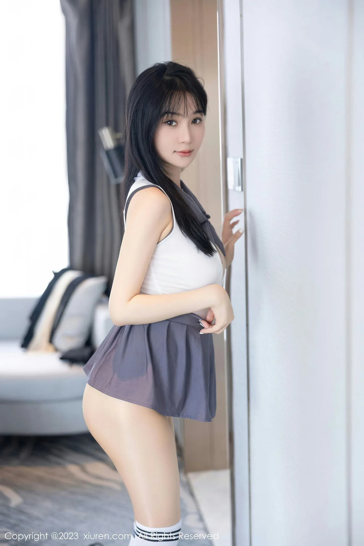  XiuRen 秀人 No.6818 柚琪Rich 轻透高开叉性感写真 [99P]第12张