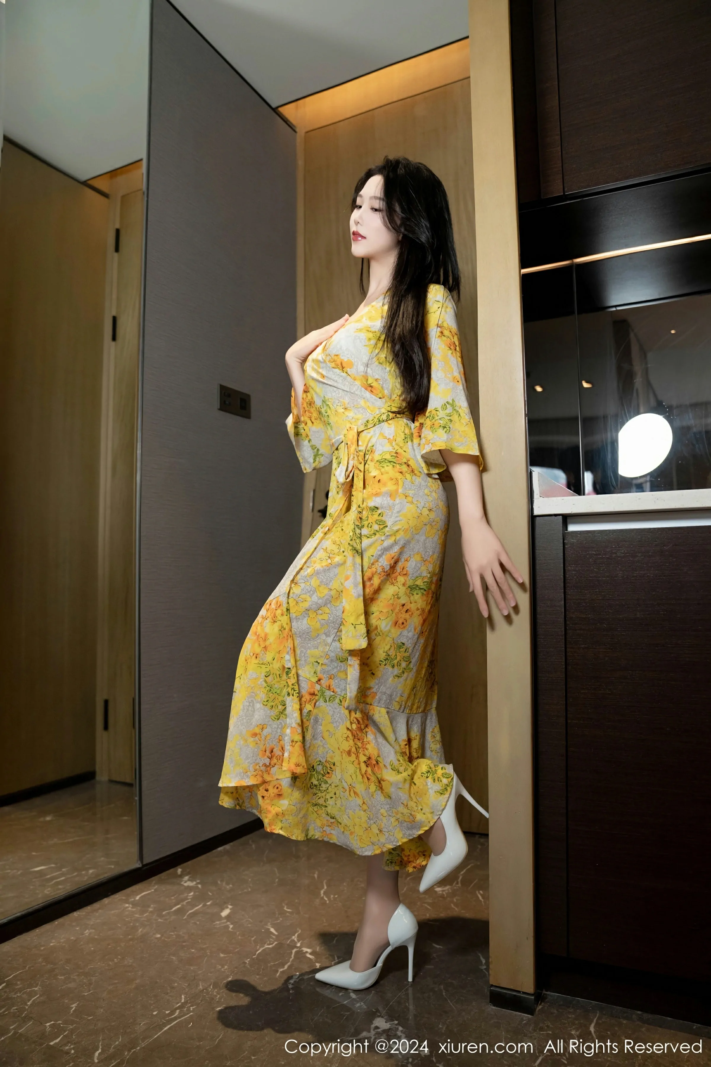  XiuRen 秀人 No.7981 利世 [99P]第10张