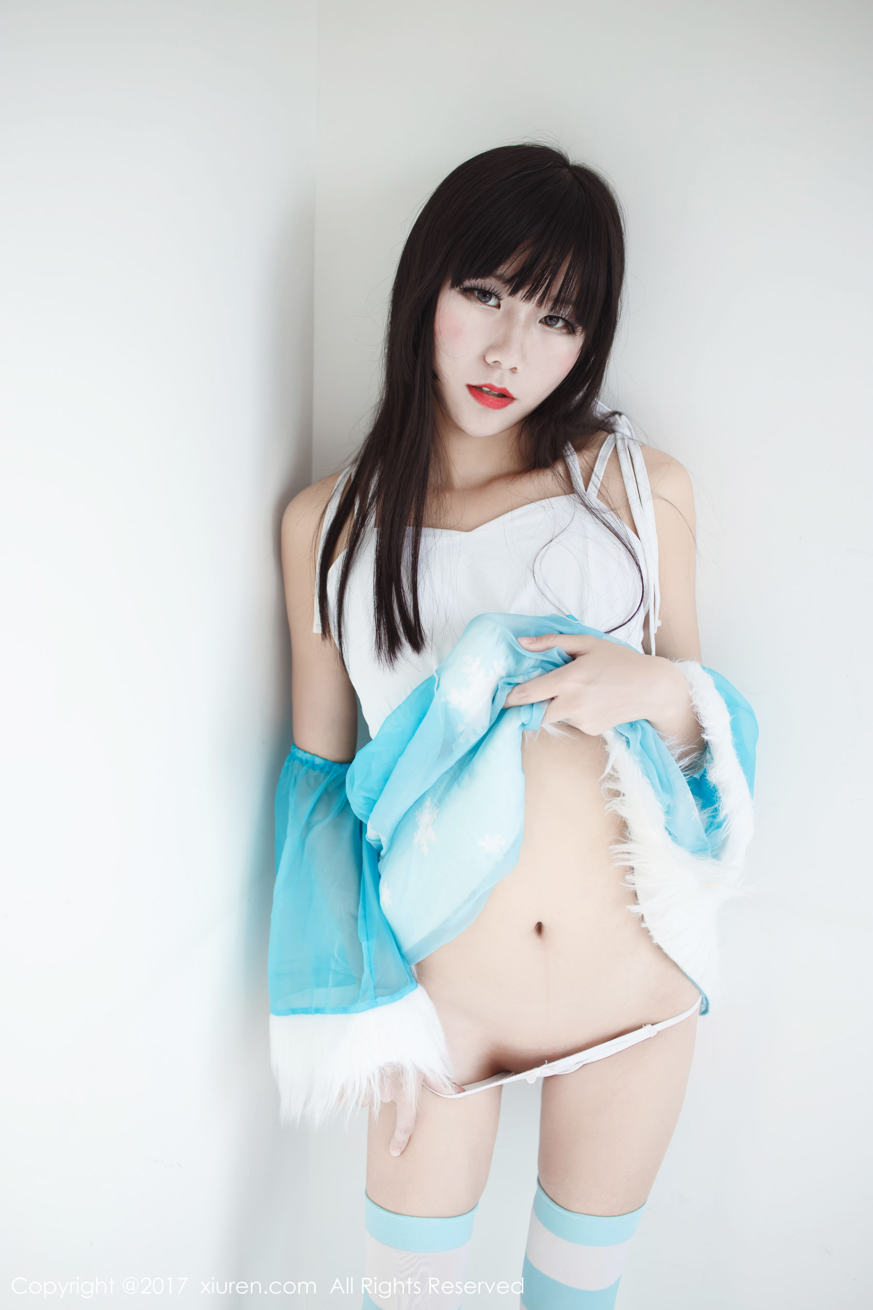 模特香风提比w《首套cos》 秀人网XIUREN No.676第1张