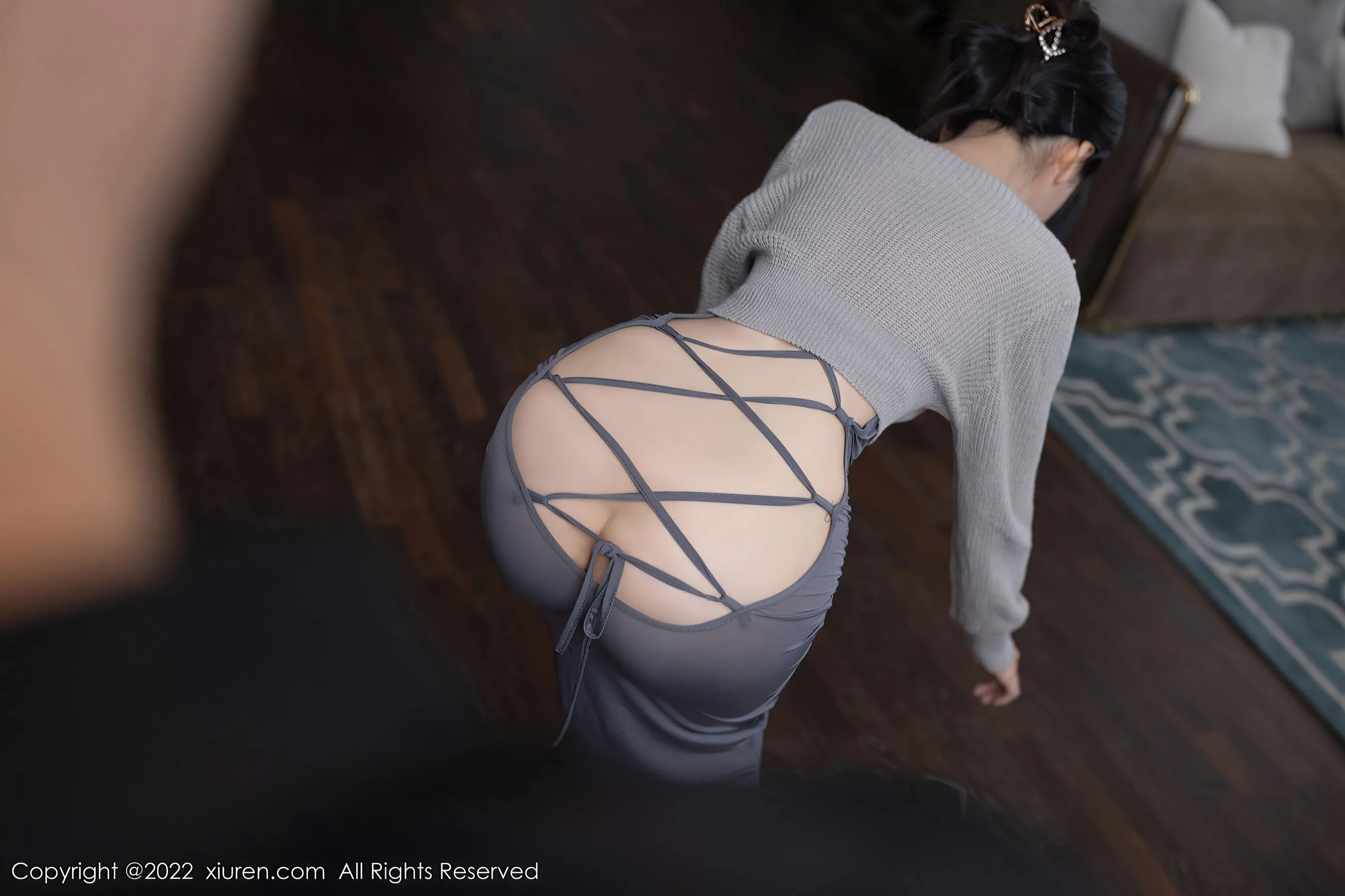  秀人网 No.5620 利世 裙子美臀第2张