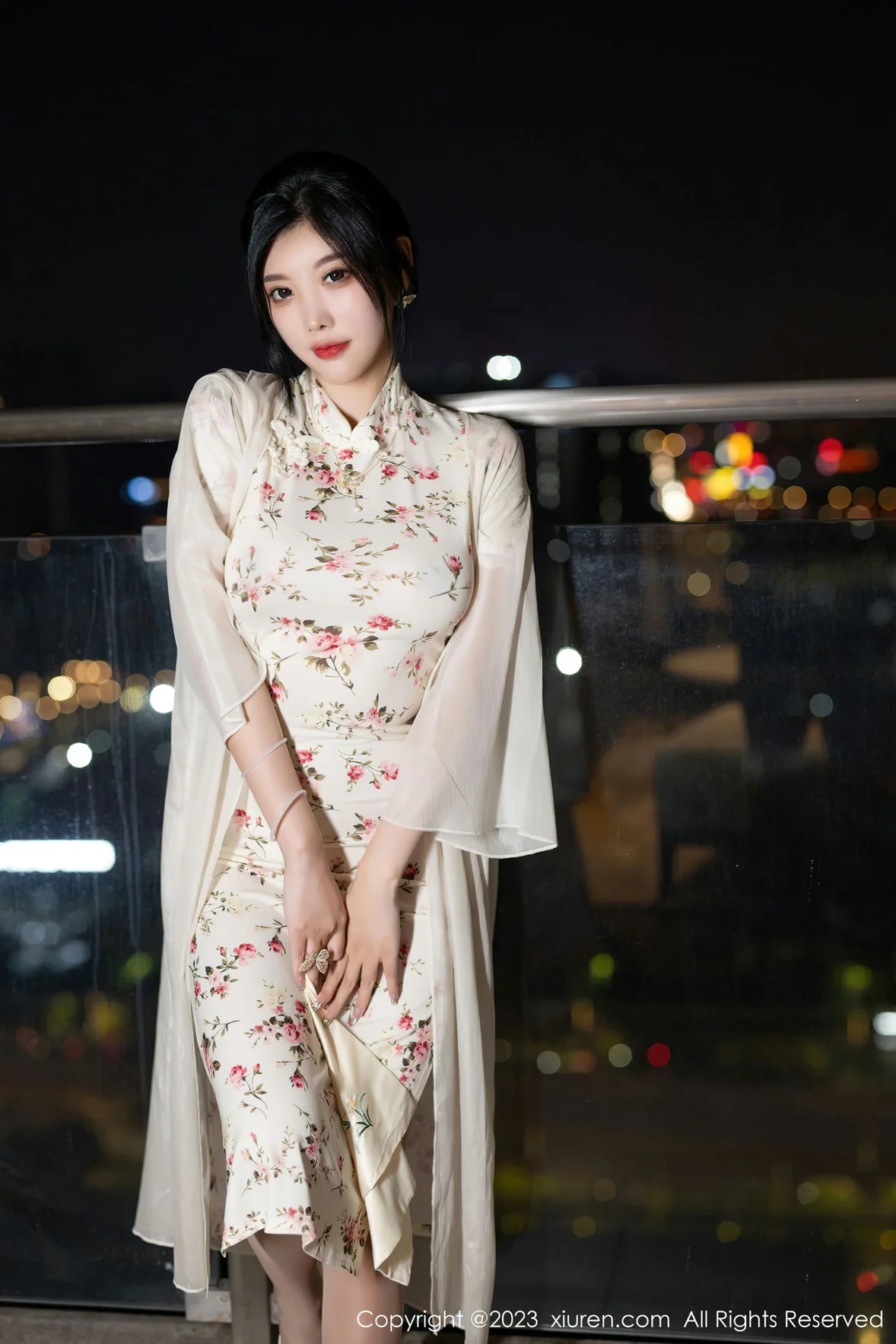  秀人网 No.7363 杨晨晨Yome 碎花旗袍浙江安吉旅拍 [87P]第2张