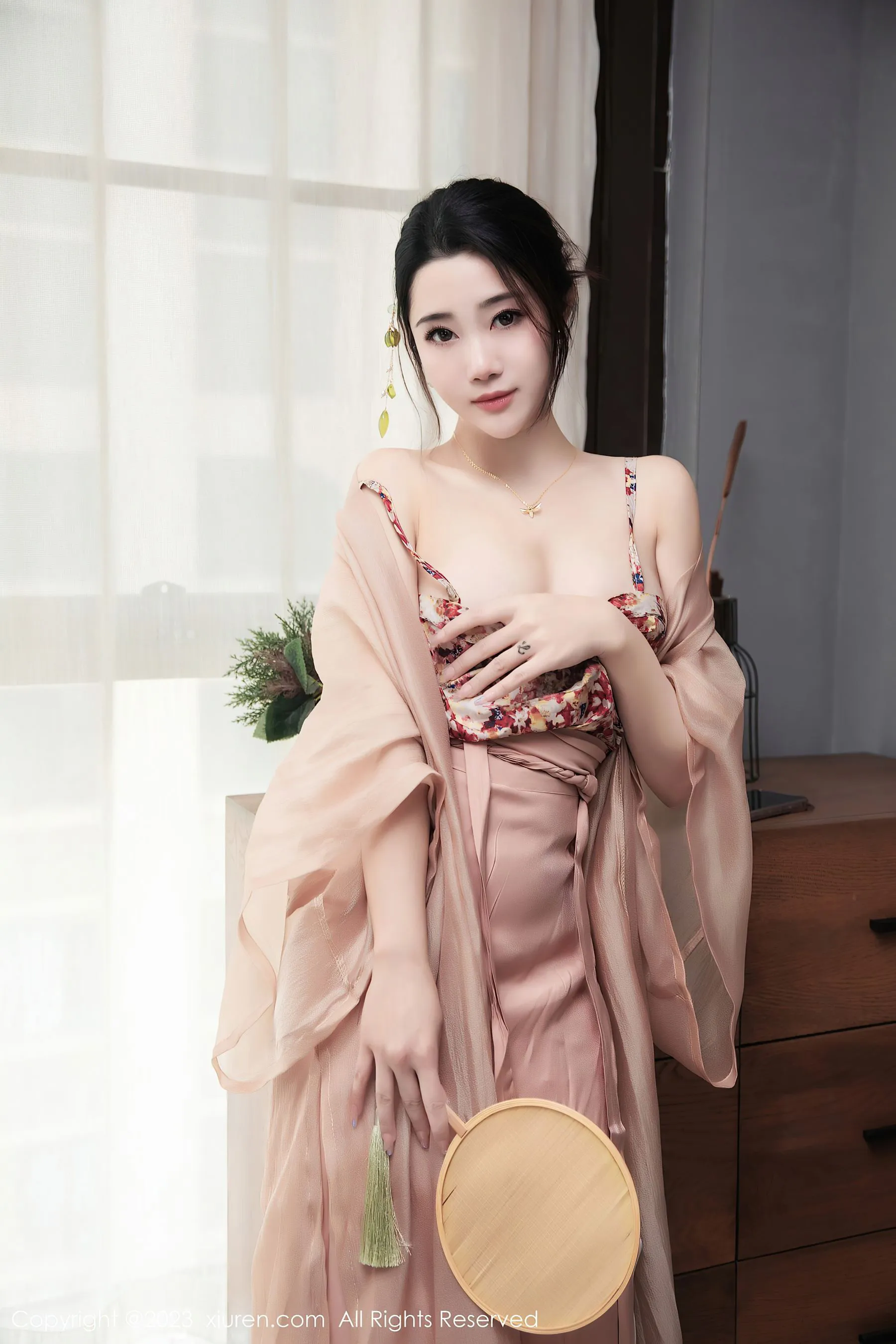 秀人网 No.6457 严利娅Yuliya 性感汉服第34张