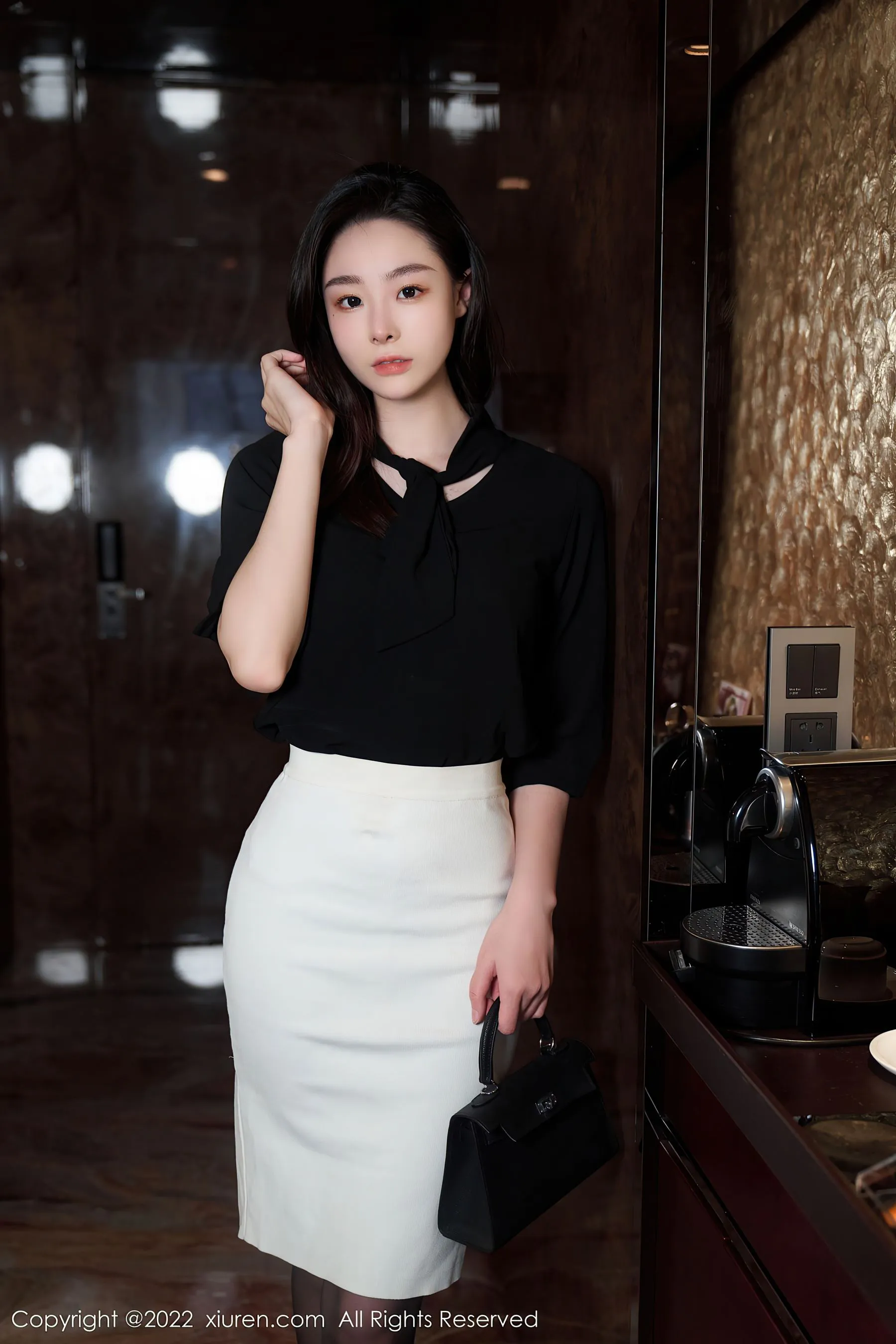  秀人网 No.5312 是小逗逗 短裙美腿第10张