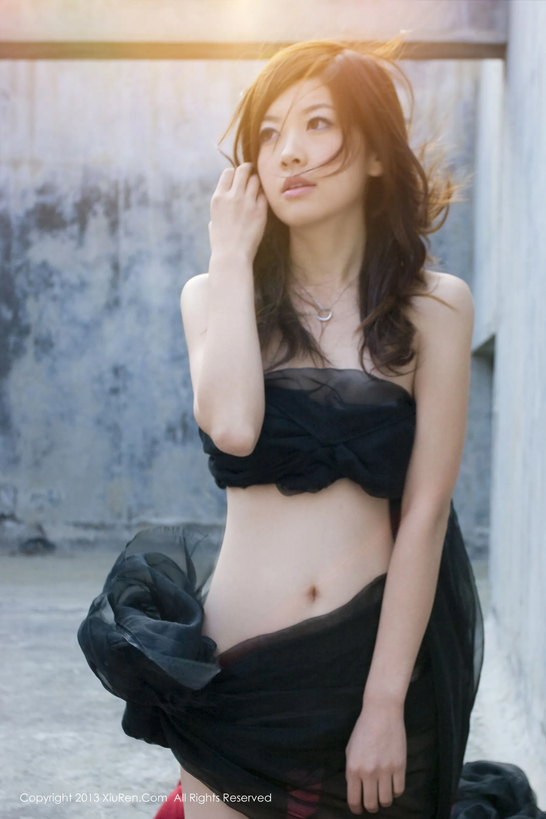  模特加菲《高挑的梦中情人》 秀人网 No.016第3张