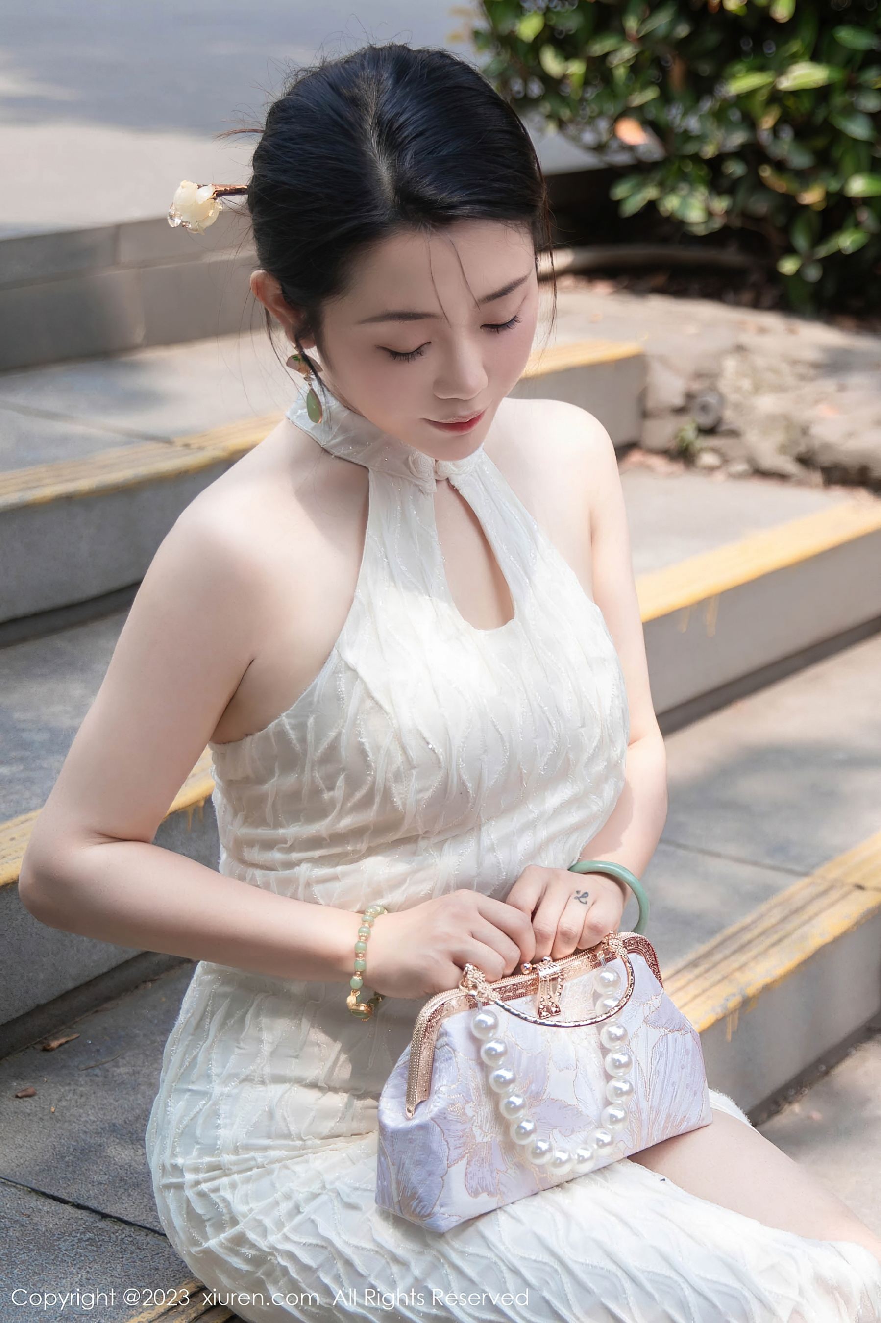 XiuRen 秀人 No.7435 严利娅Yuliya 旗袍美臀第17张