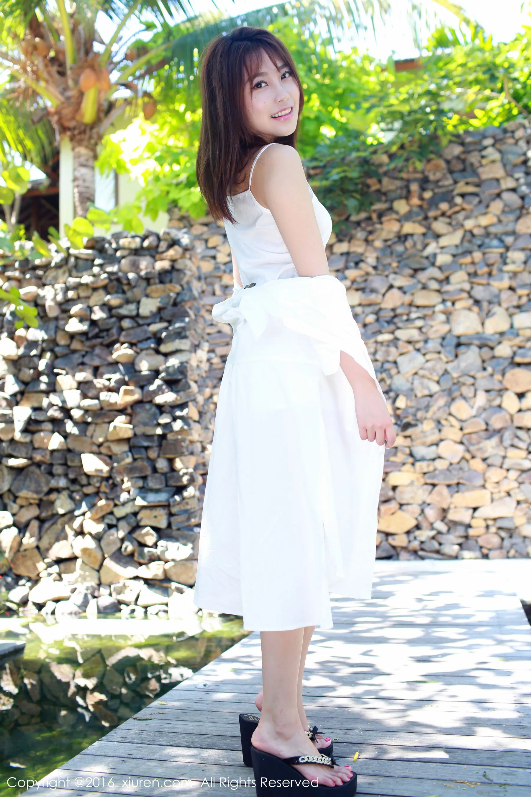 许诺Sabrina《巴厘岛旅拍》极品小清新外拍 秀人网 No.562第6张