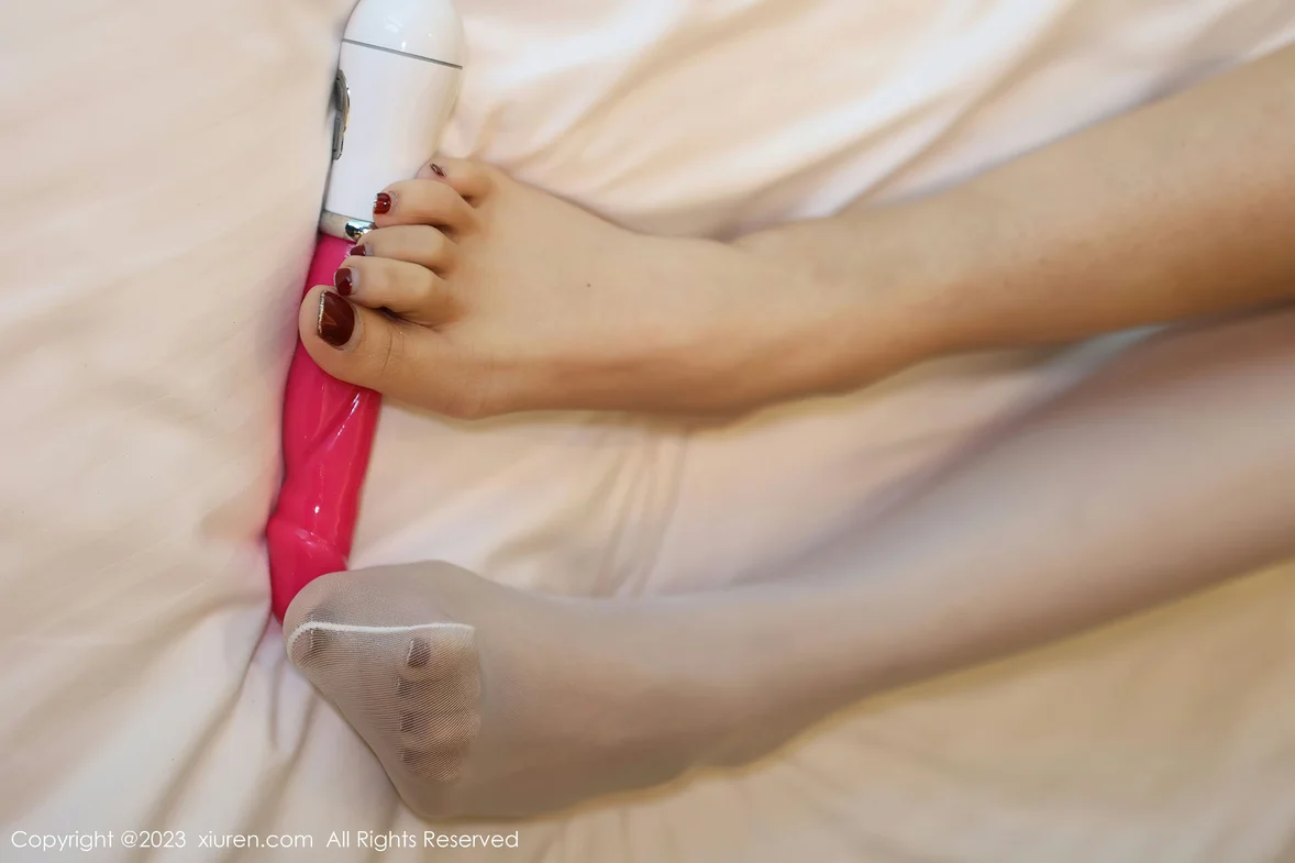  XiuRen 秀人 No.6816 茜茜Kimi 情趣护士服性感写真 [77P]第21张