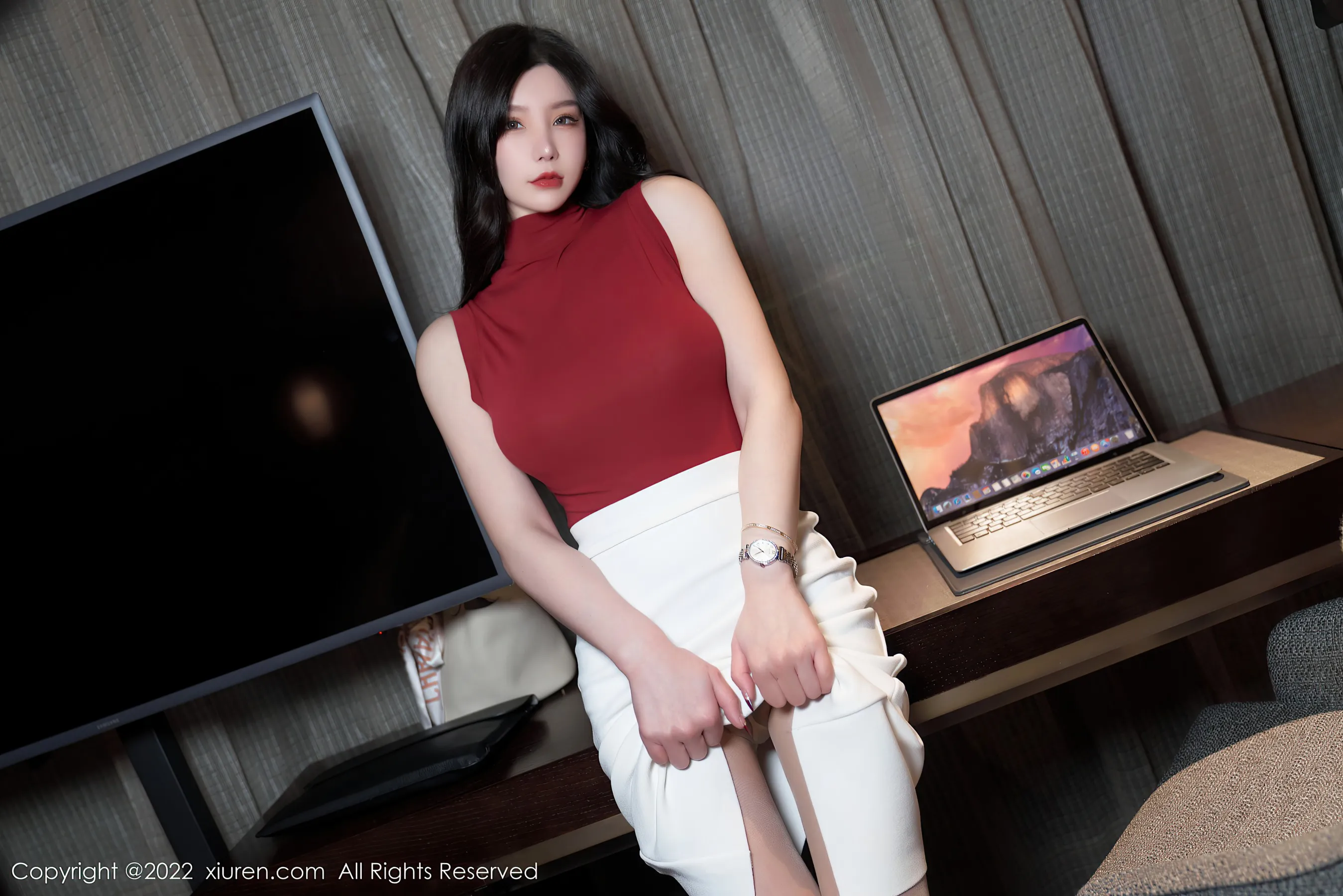  秀人网 No.4728 周于希Sally 丝袜美臀职场写真第6张