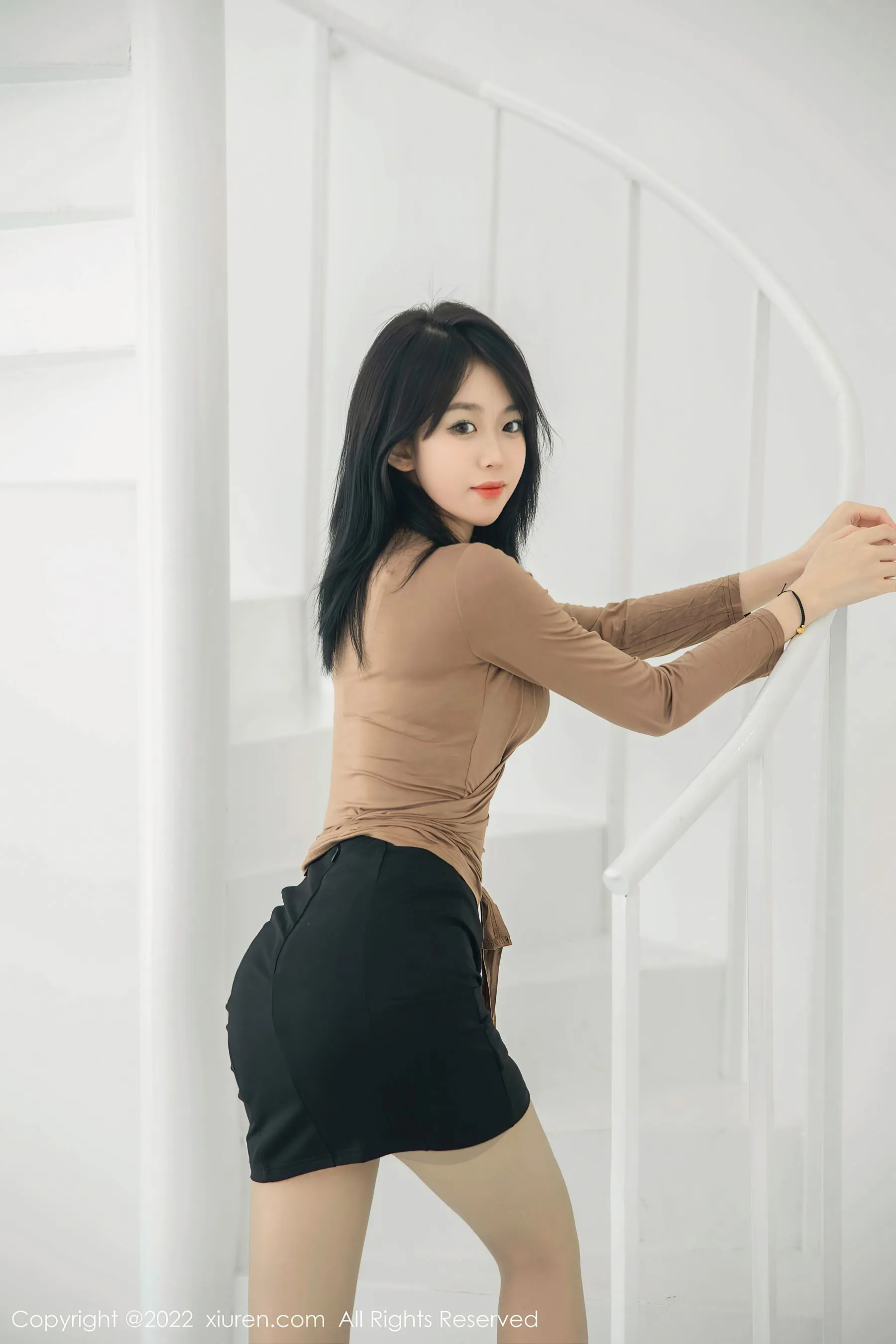  秀人网 No.5587 奶瓶. 大理旅拍第14张