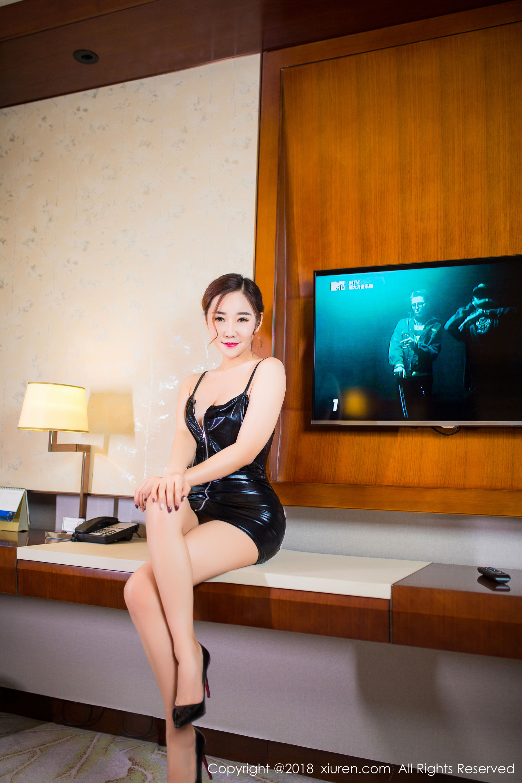 棉花糖candy《死库水+黑色皮衣》 秀人 No.910第4张