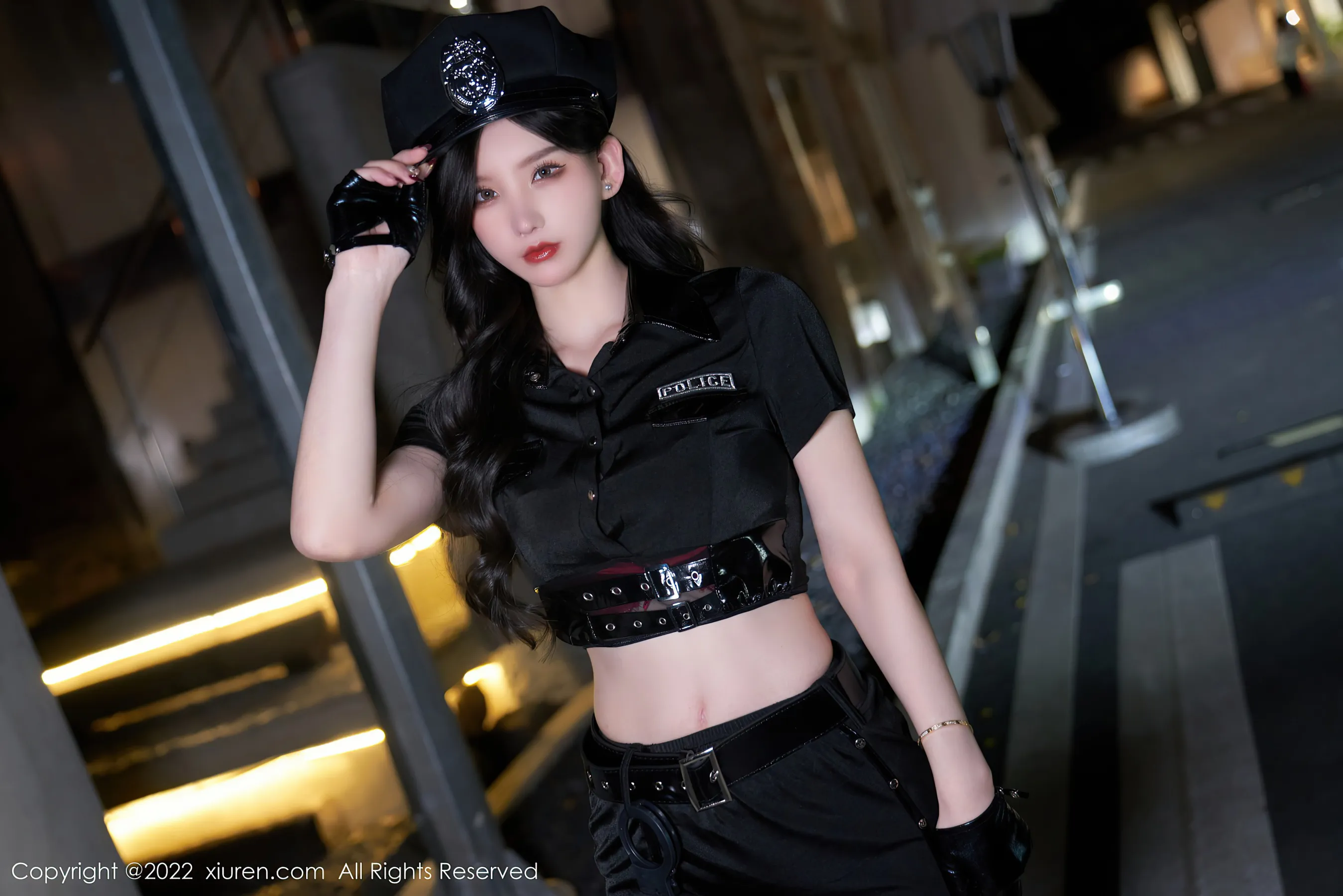  秀人网 No.4741 周于希Sally 黑丝美腿女警制服第15张