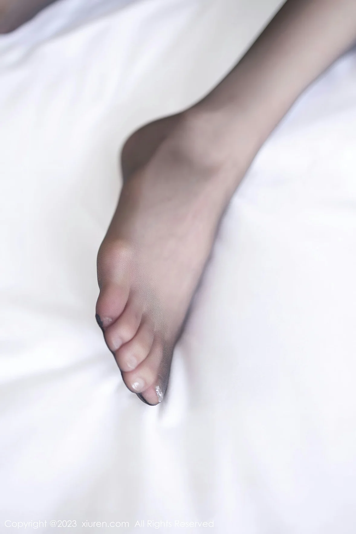  XiuRen 秀人 No.7163 程程程- 露肩连衣短裙性感写真 [82P]第16张