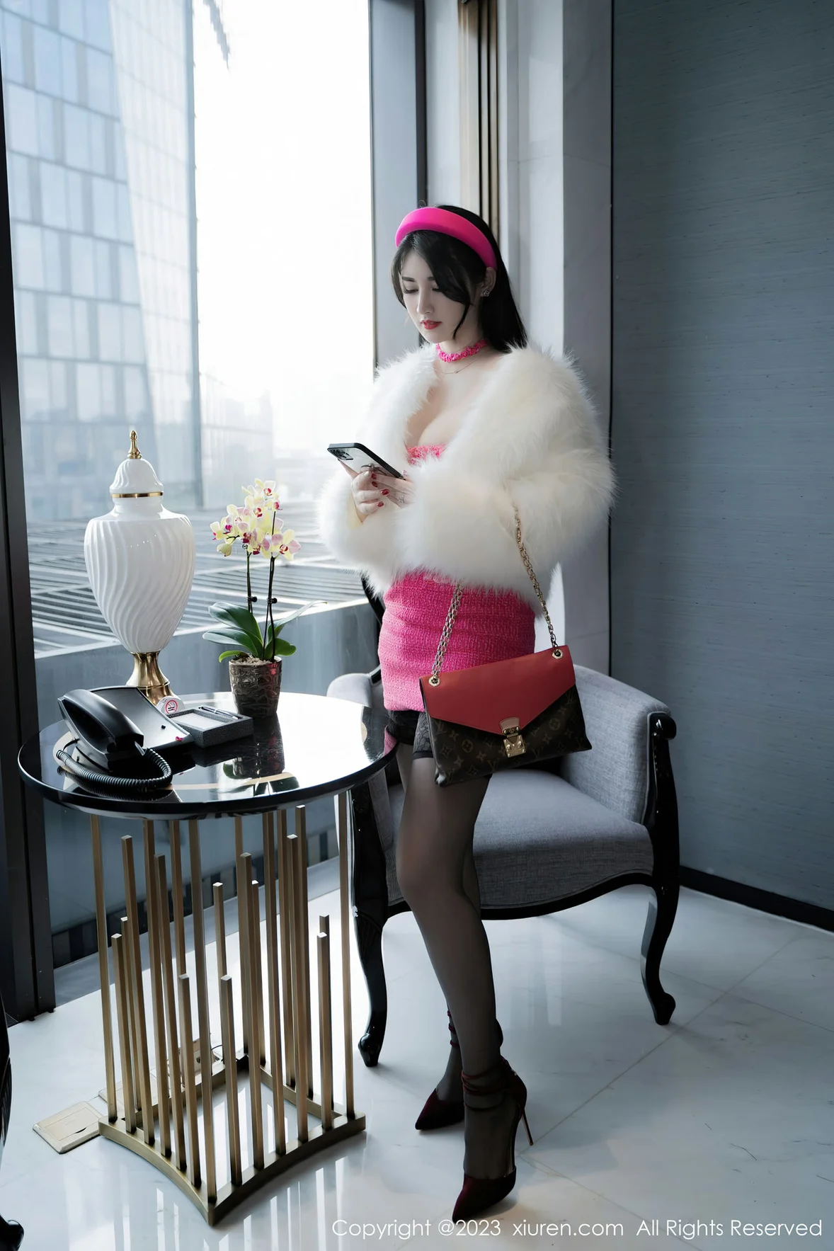  XiuRen 秀人 No.6830 诗诗kiki 魅惑黑丝性感写真 [50P]第3张