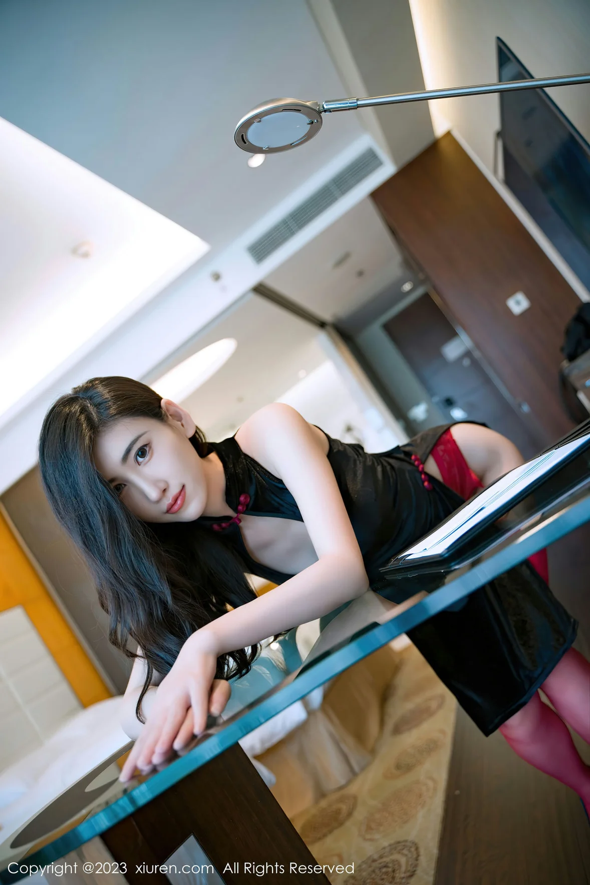  XiuRen 秀人 No.7128 章芃芃 黑色情趣旗袍性感写真 [74P]第10张