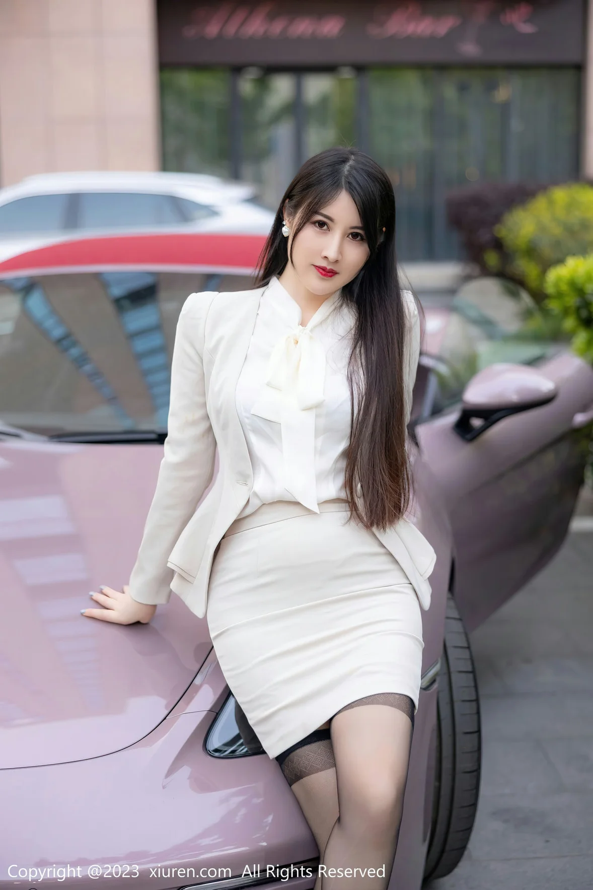  XiuRen 秀人 No.6879 诗诗kiki 魅惑黑丝性感写真 [80P]第1张