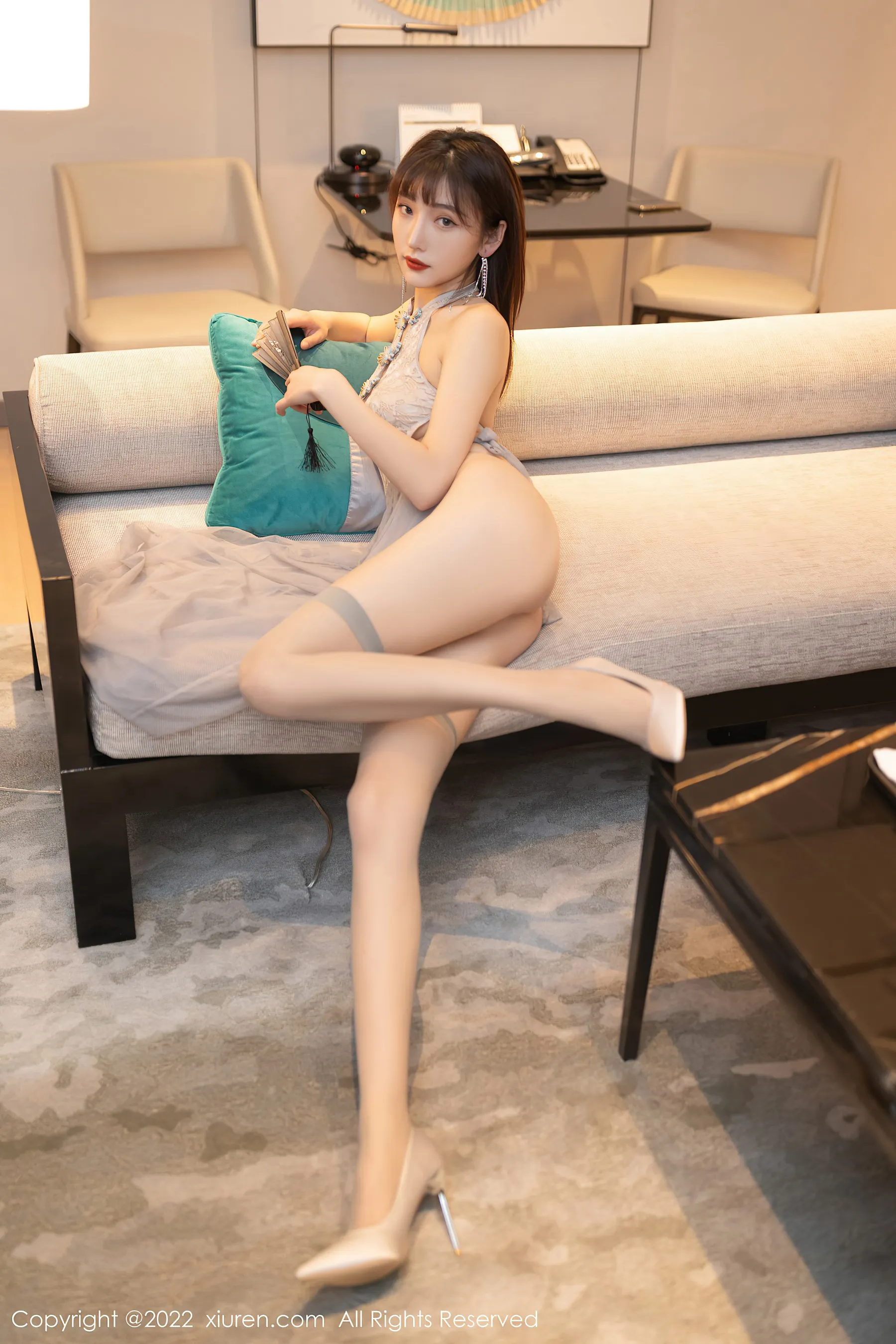  秀人网 No.4592 陆萱萱 长裙美腿第25张