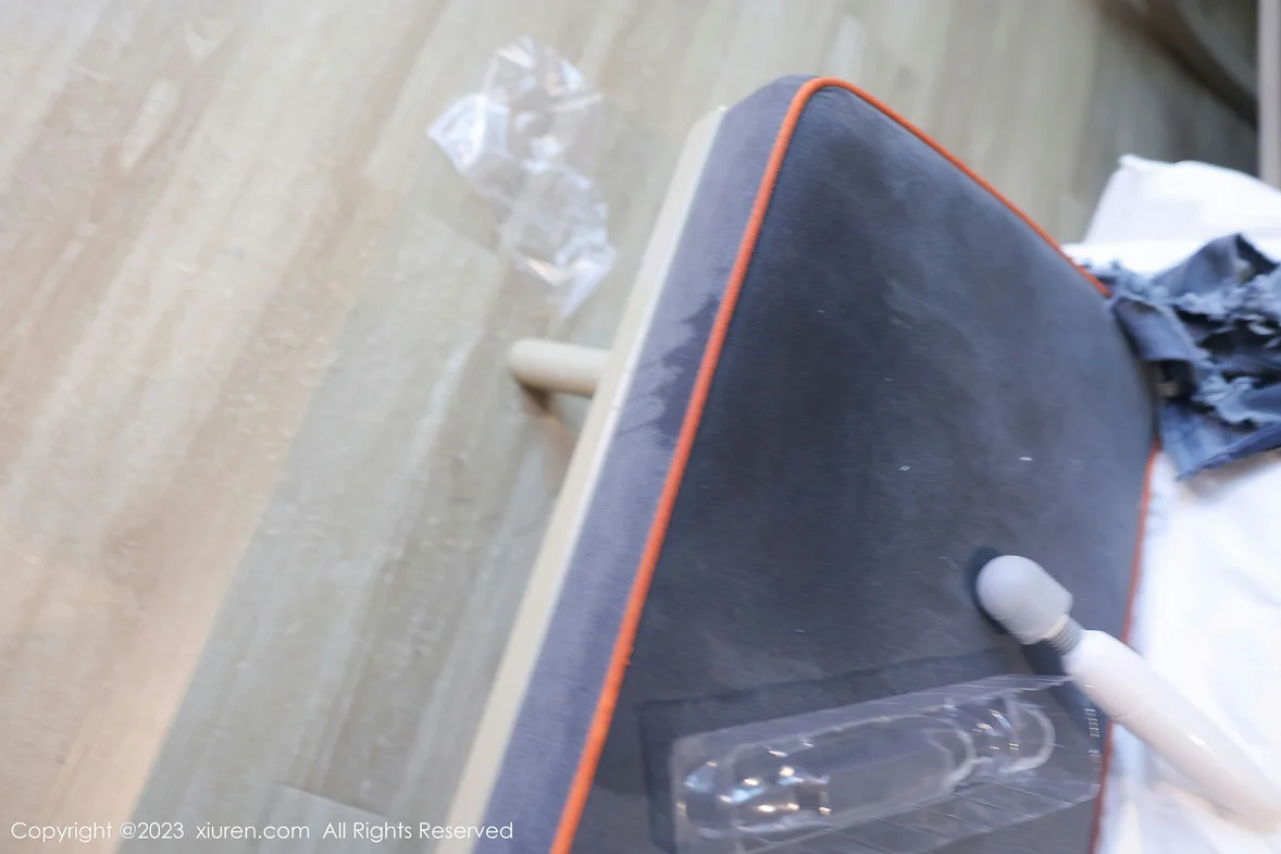  XiuRen 秀人 No.7010 幼幼 清纯少女性感写真 [89P]第29张