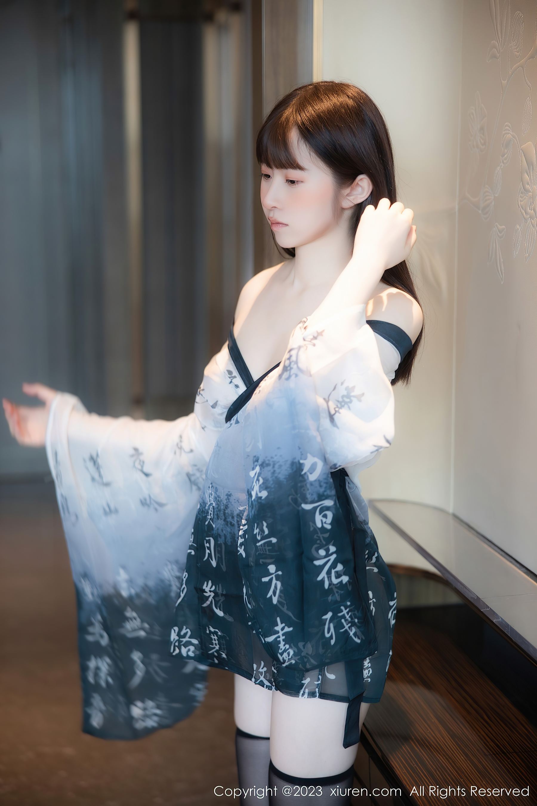 XiuRen 秀人 No.7459 林悠悠 黑丝美腿第8张