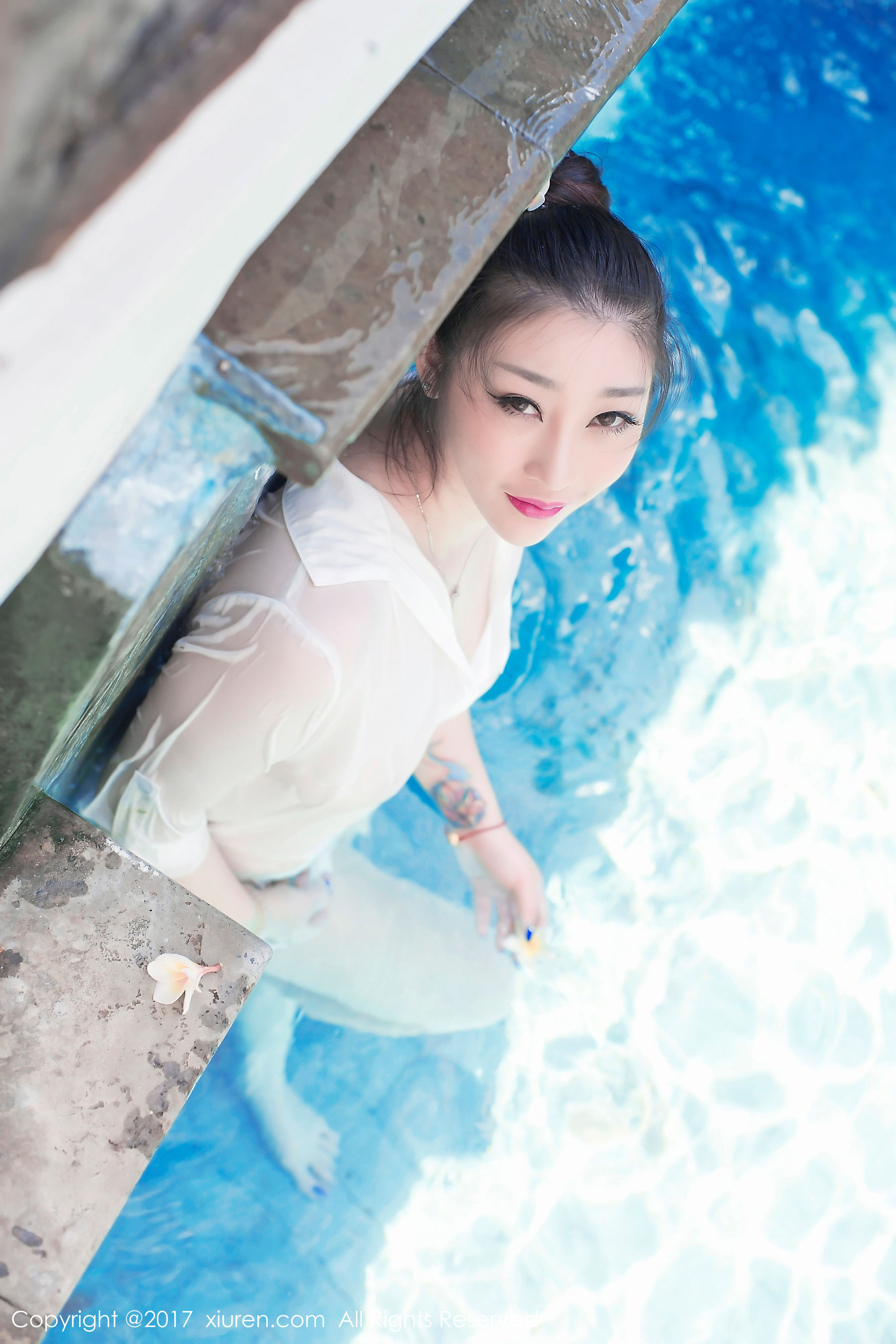 妲己_Toxic《衬衫湿身+泡泡浴》 秀人网XIUREN No.781第13张