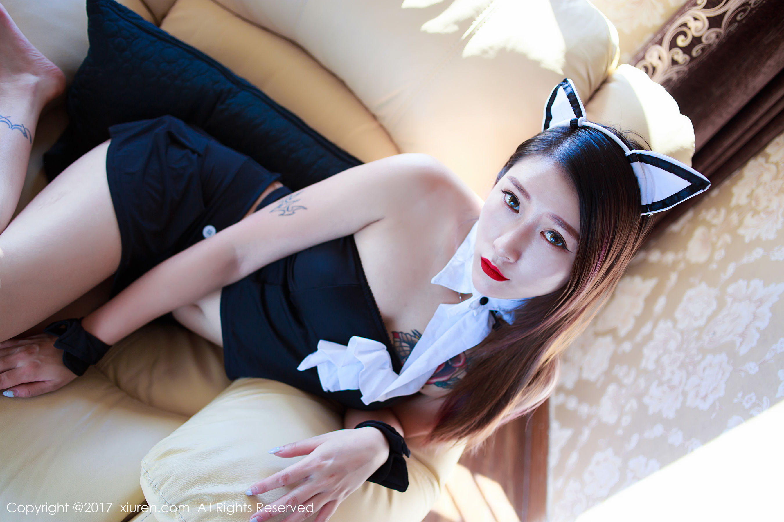  杜花花《乖巧猫耳女仆装，高开叉死库水》 XiuRen 秀人网 NO.843第1张