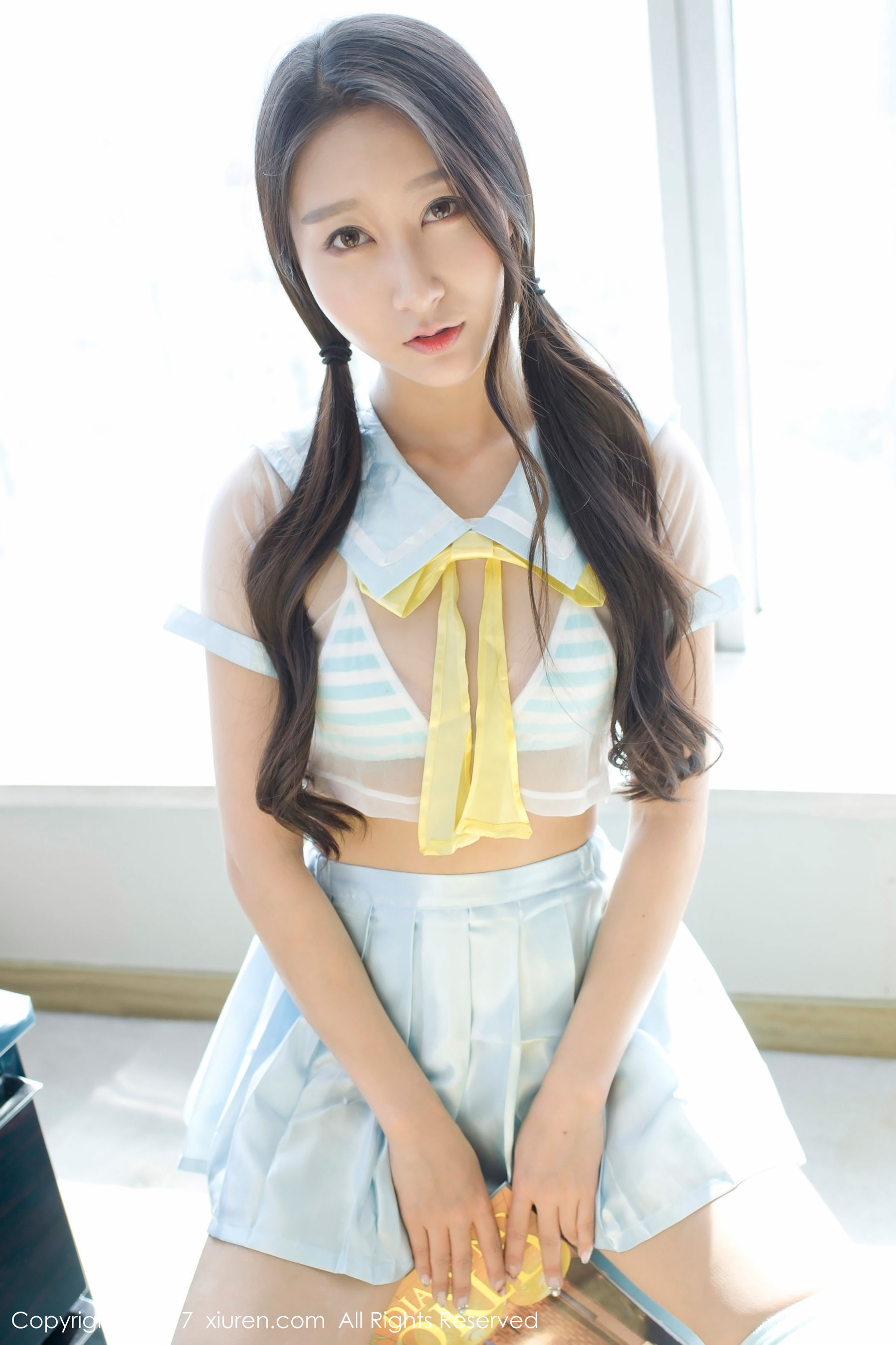 赵熙儿《浴缸吊带蕾丝+透视学生装》 秀人网XIUREN No.776第12张