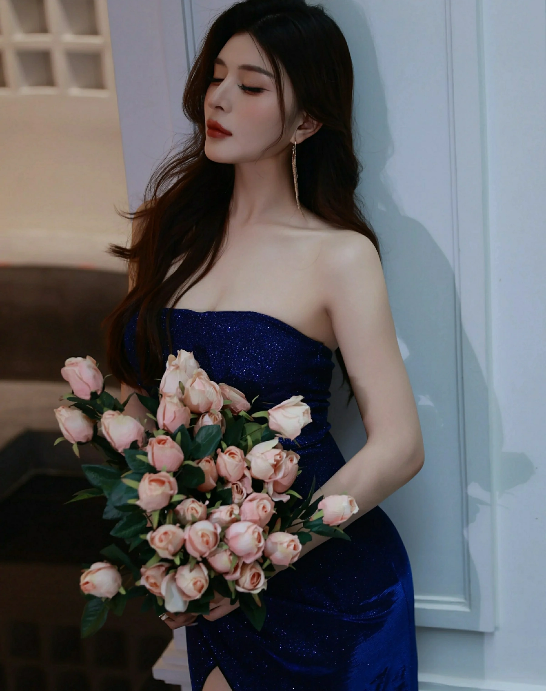  秀人网 No.10740 阿依莎 [71P]第3张