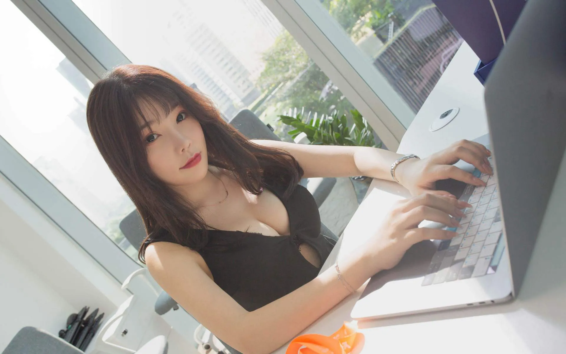  XIUREN秀人网 No.1757 芝芝Booty第12张