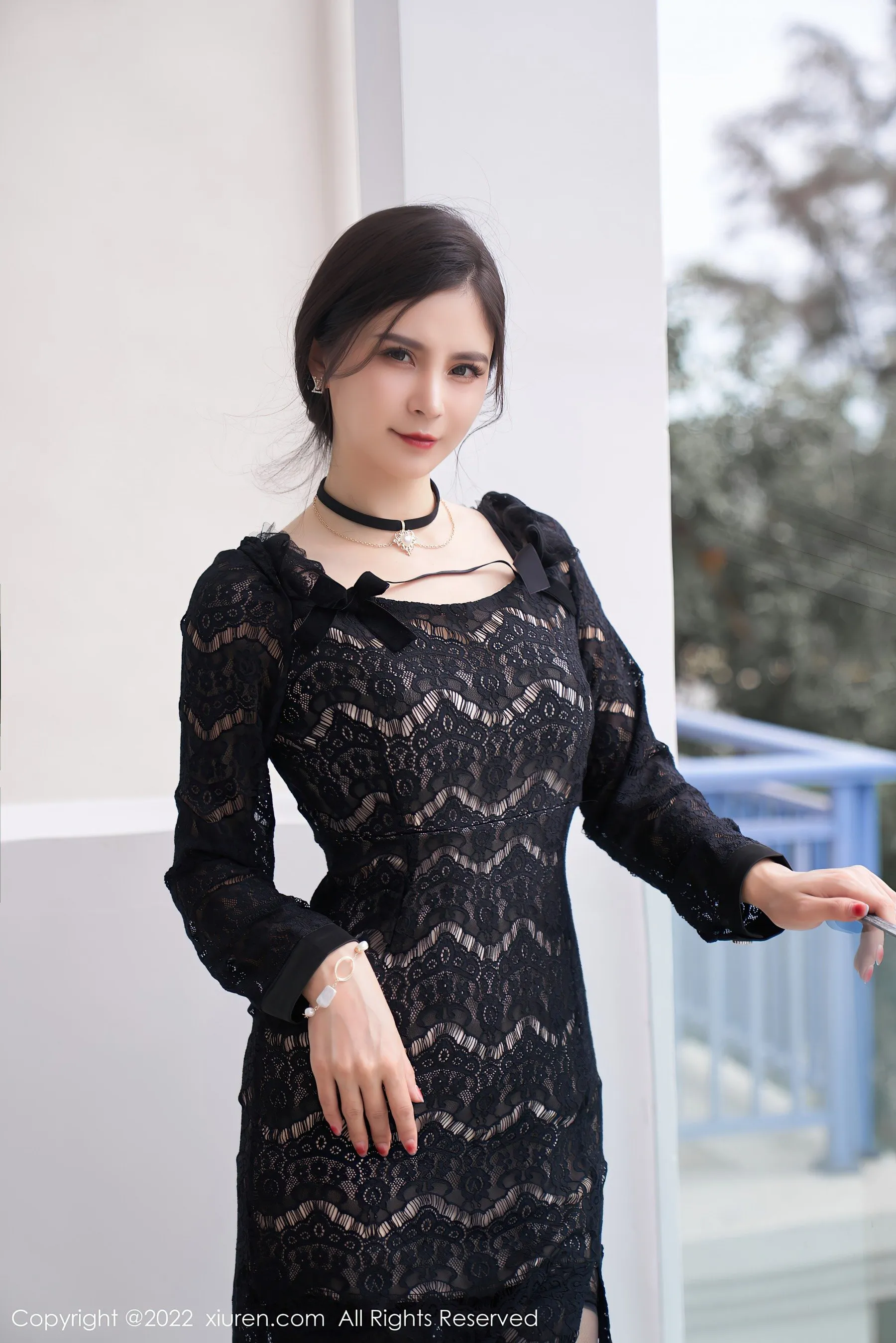  秀人网 No.4668 小蛮妖Yummy 黑丝美臀旅拍写真第15张