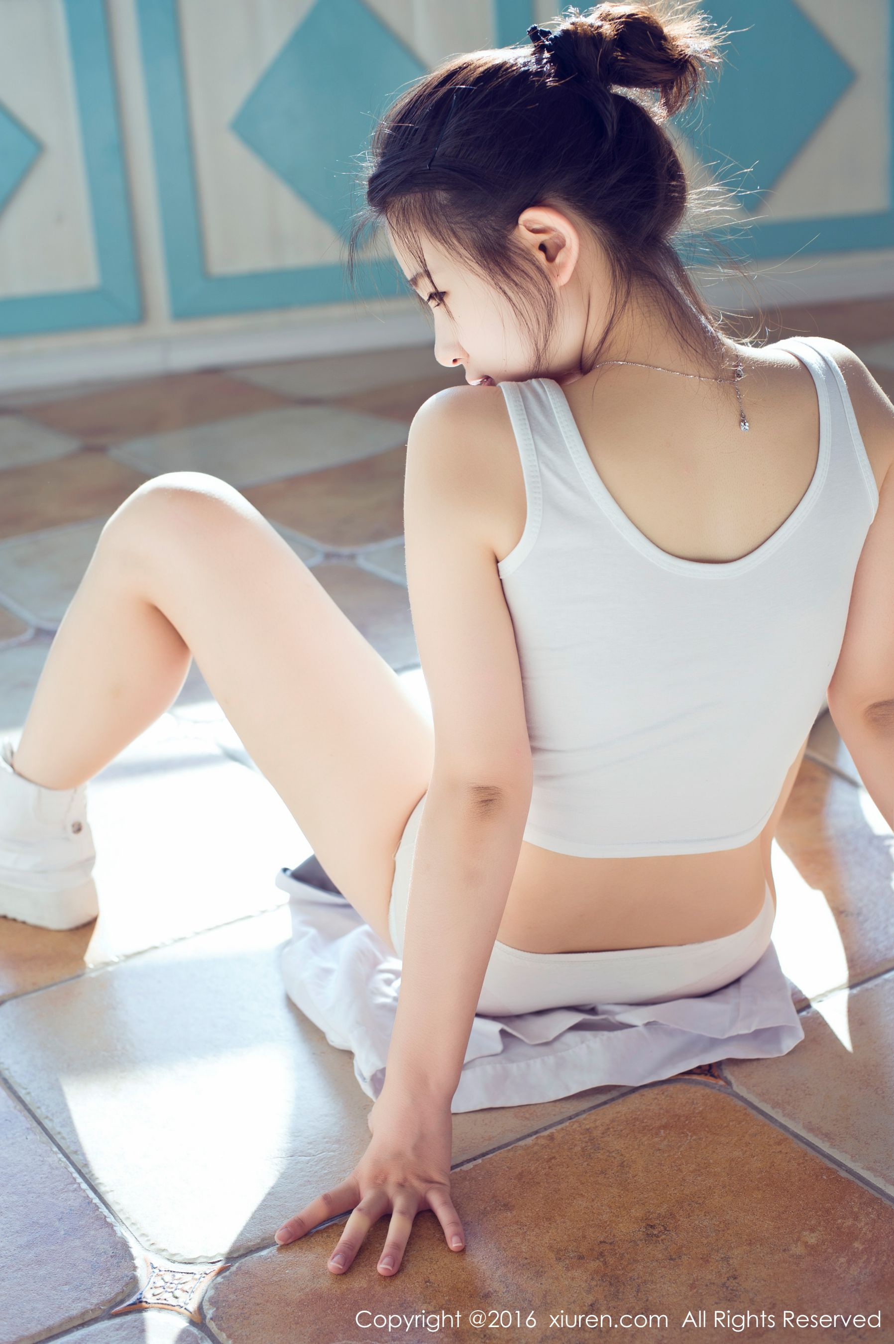 草莓zz/吴允芝《日系死库水、日本高中出操服、小裤裤小背心》 秀人网 No.616第6张