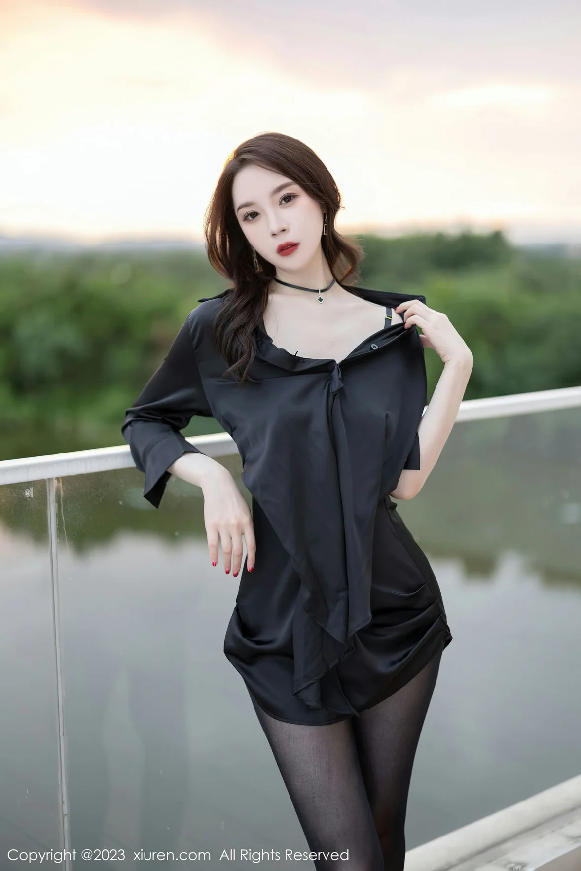  XiuRen 秀人 No.7332 梦心玥 情趣黑丝安吉旅拍 [85P]第8张