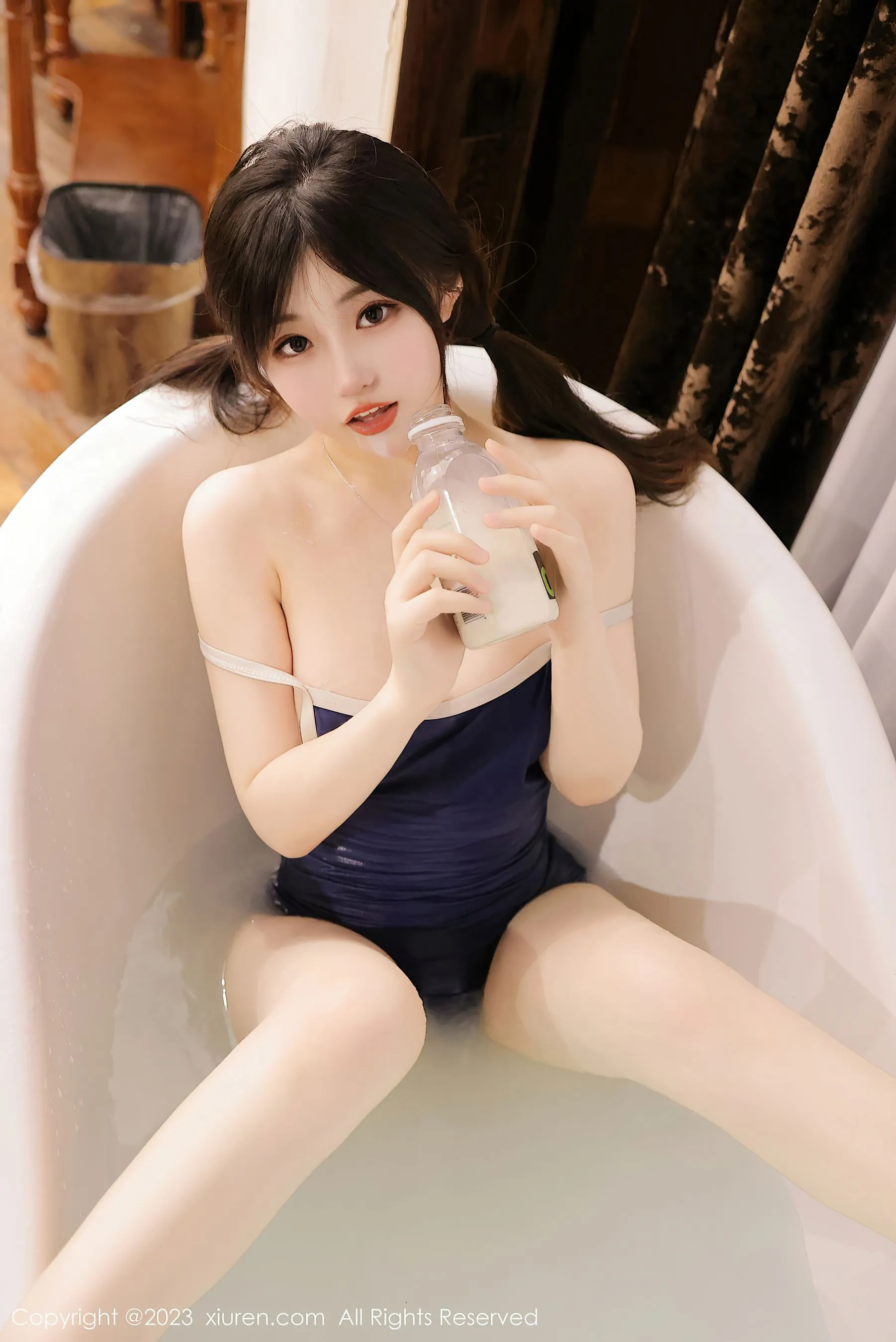  秀人网 No.6781 岁小岁 新人美腿第15张