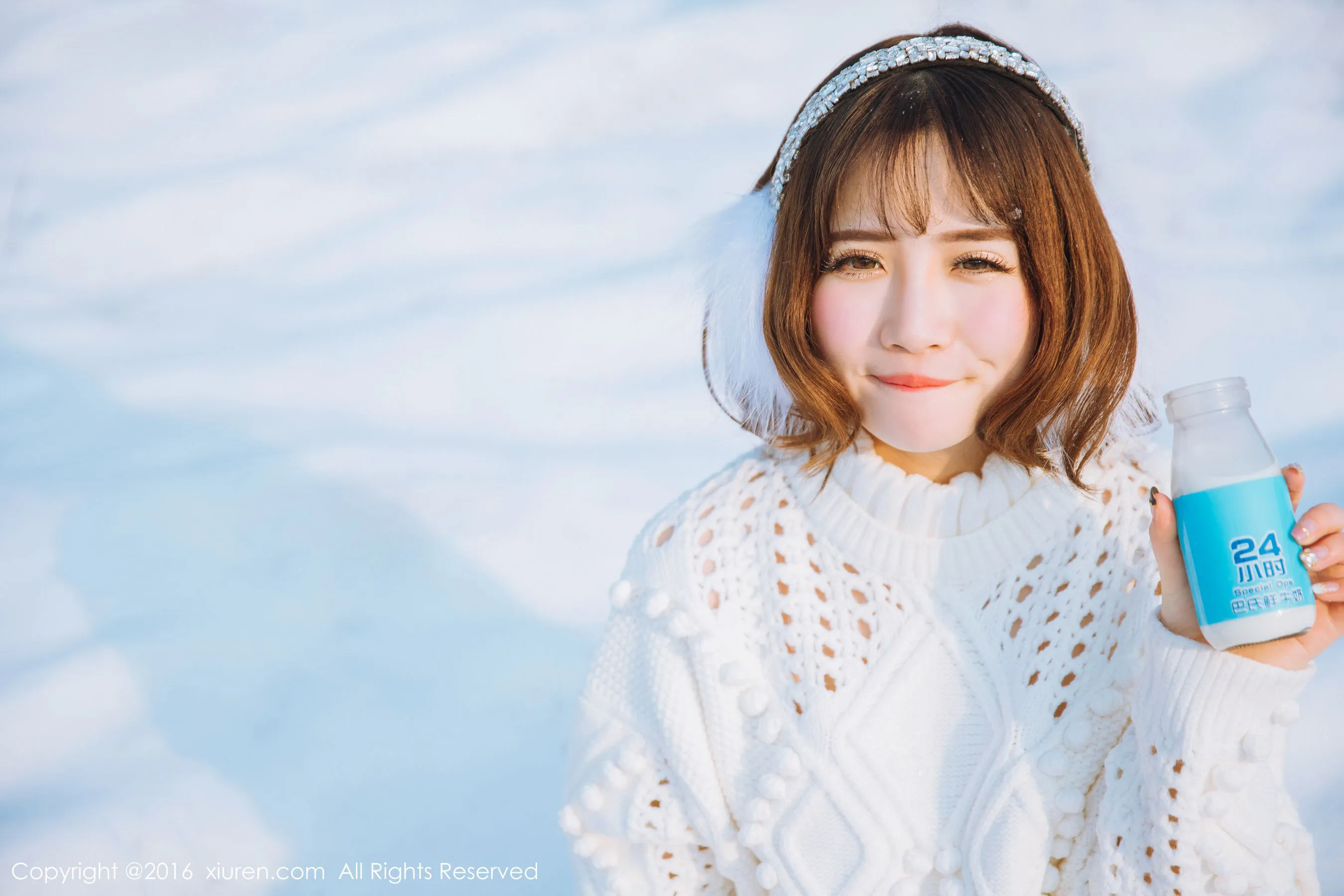 徐cake《新春雪景套图》 秀人网 No.484第4张