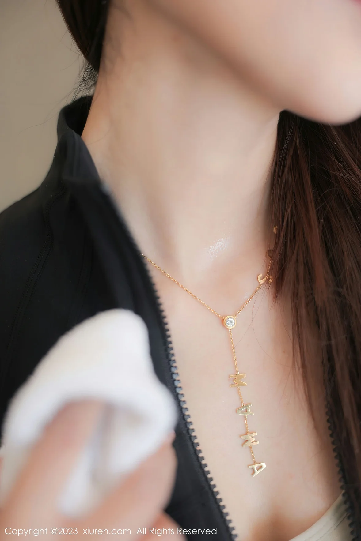  XiuRen 秀人 No.7001 汐汐baby 运动裤性感写真1 [99P]第3张