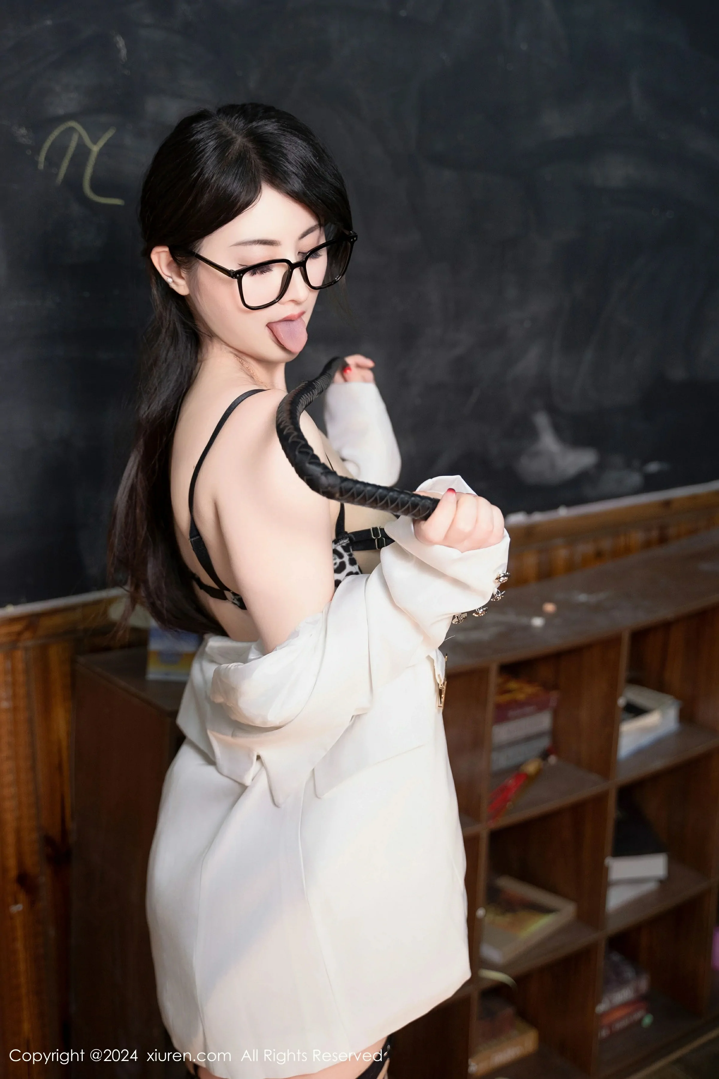  XiuRen 秀人 No.8694 诗诗kiki [94P]第15张