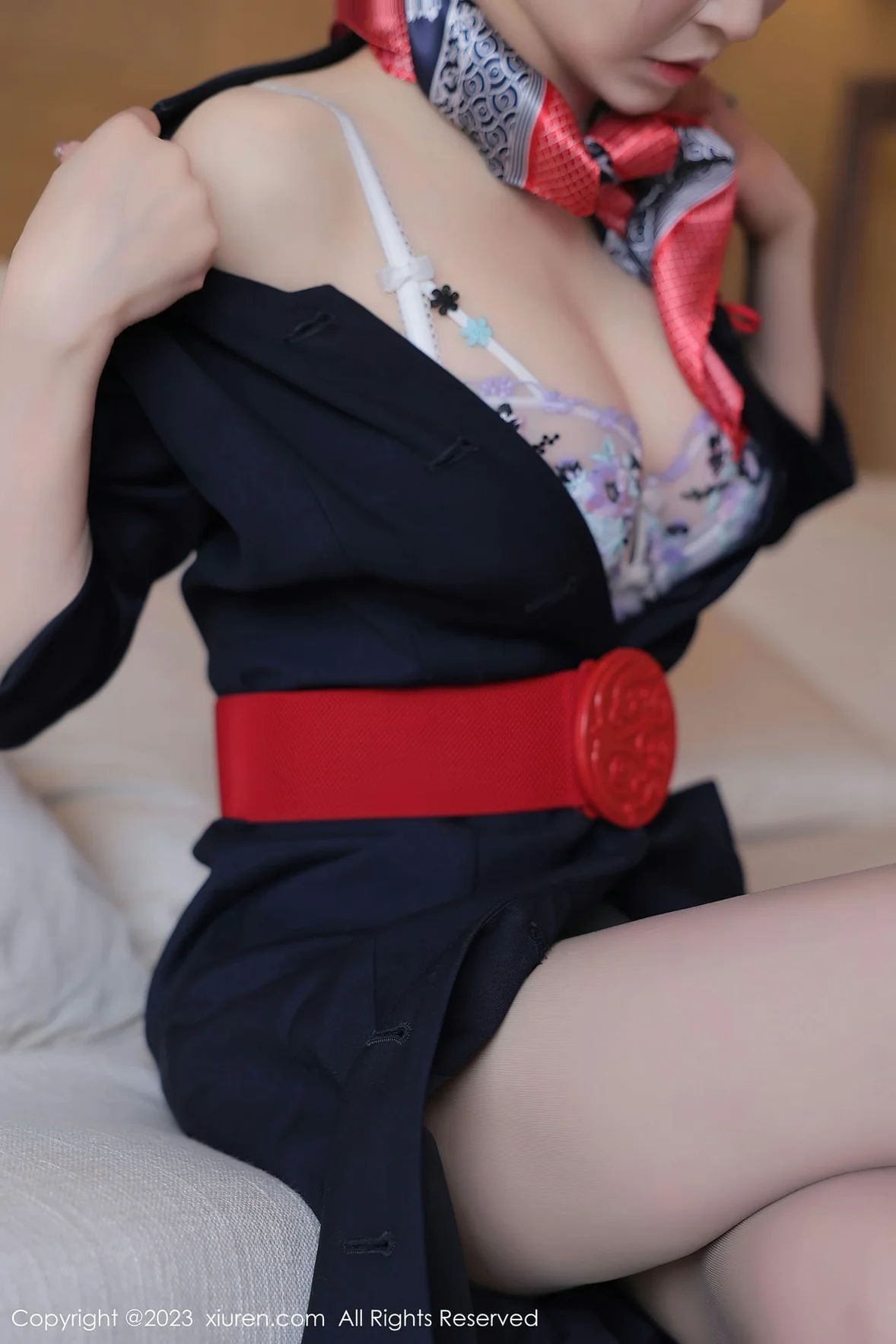  XiuRen 秀人 No.6966 玉兔miki 空姐制服性感写真 [91P]第9张