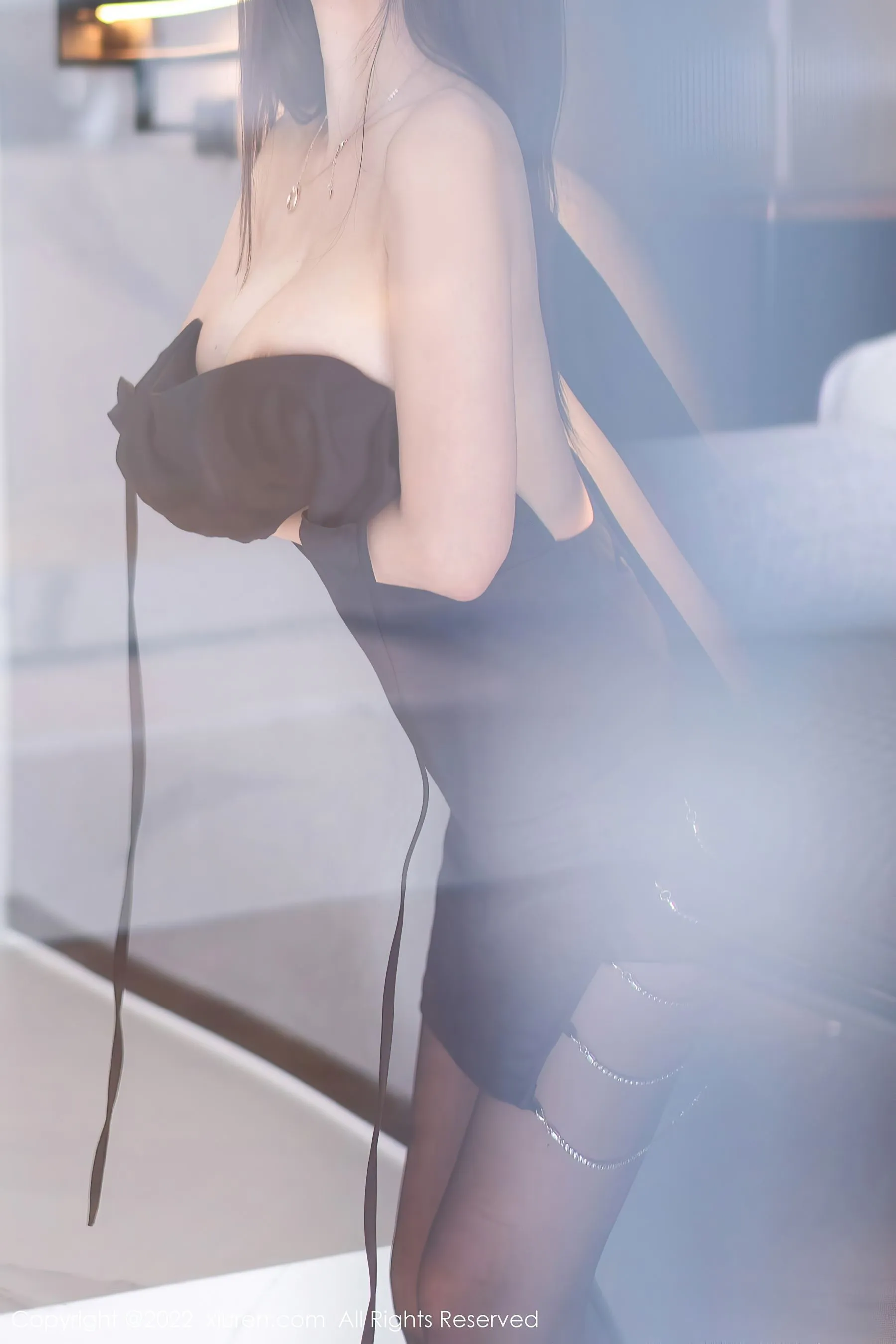  秀人网 No.5449 laura阿姣 黑丝美腿第16张