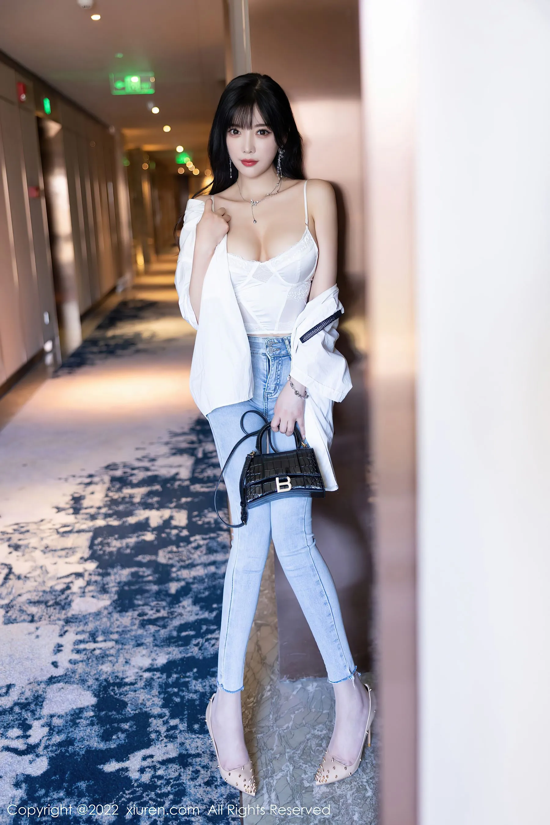  秀人网 No.5614 杨晨晨 牛仔裤美臀第23张