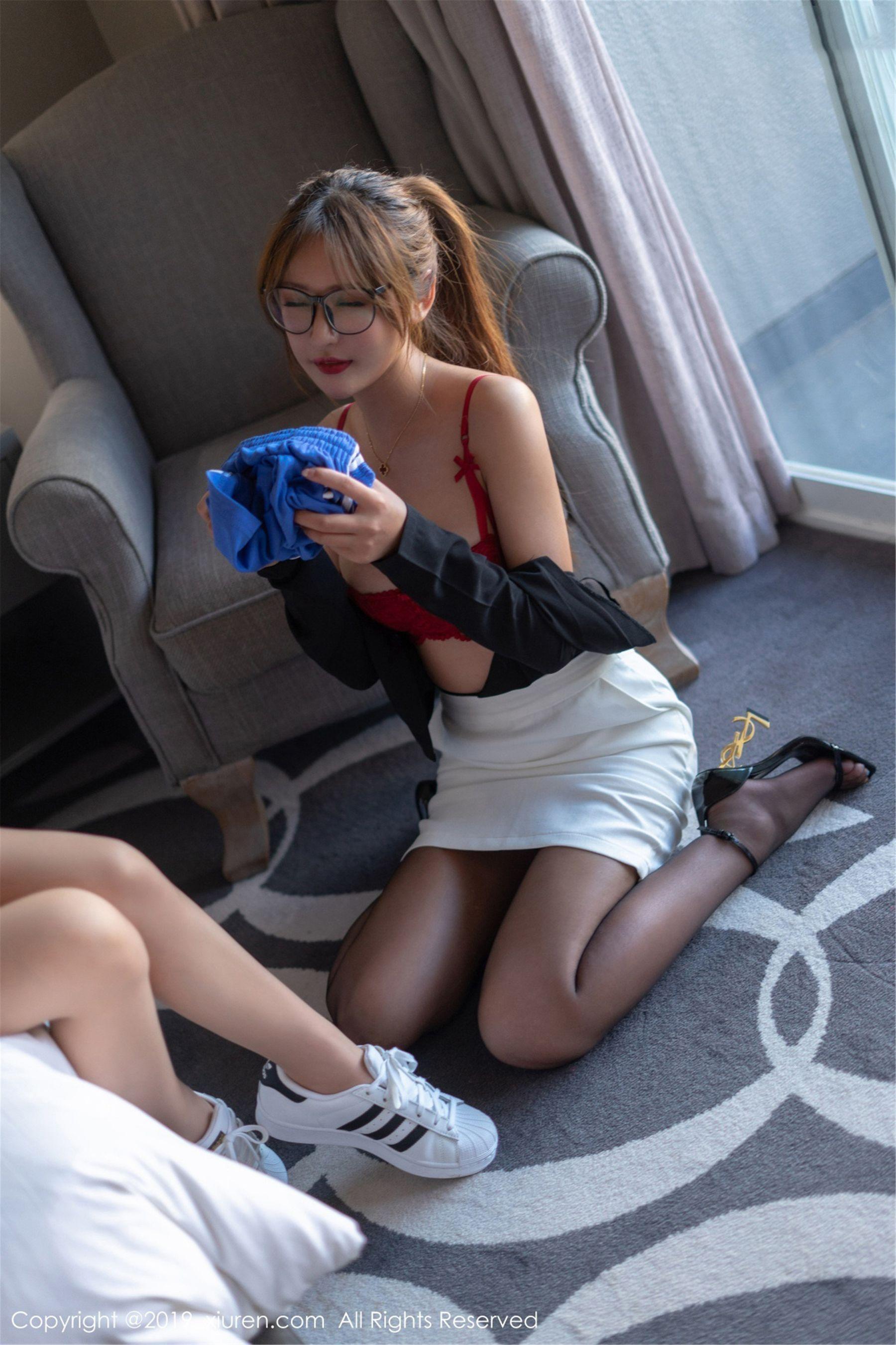 XiuRen 秀人网 No.1561 周于希Sandy&Emily顾奈奈酱第11张