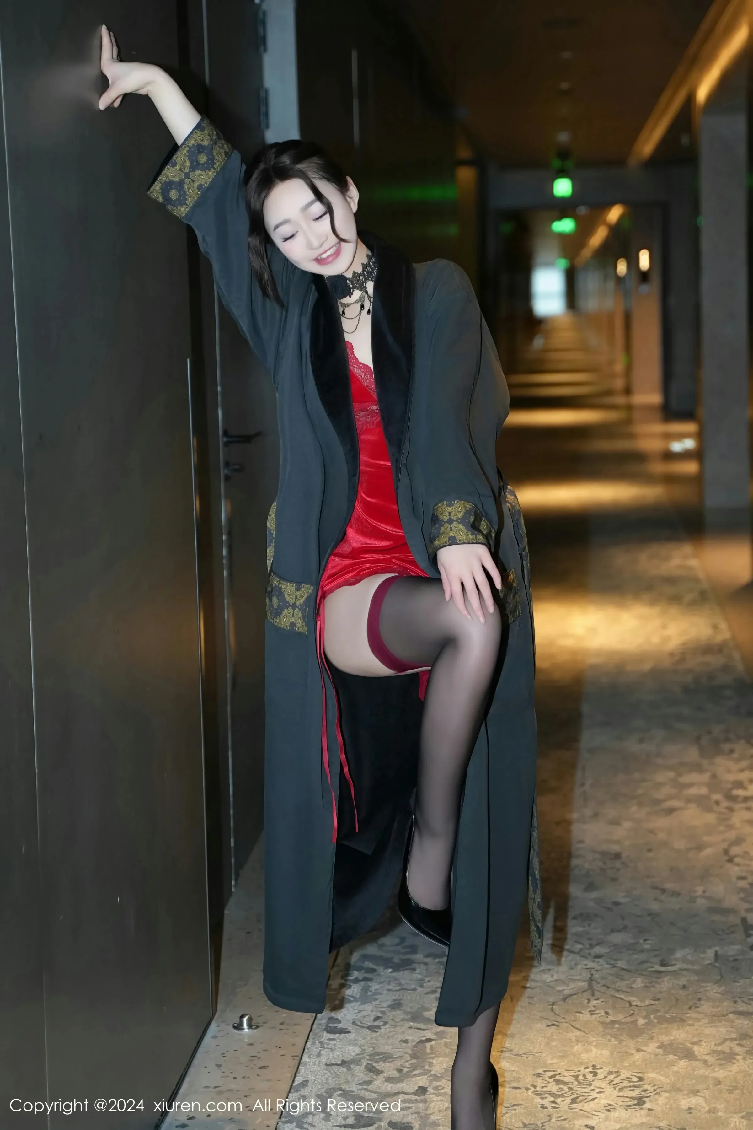  XiuRen 秀人 No.8547 软糖爱喝奶 [73P]第3张