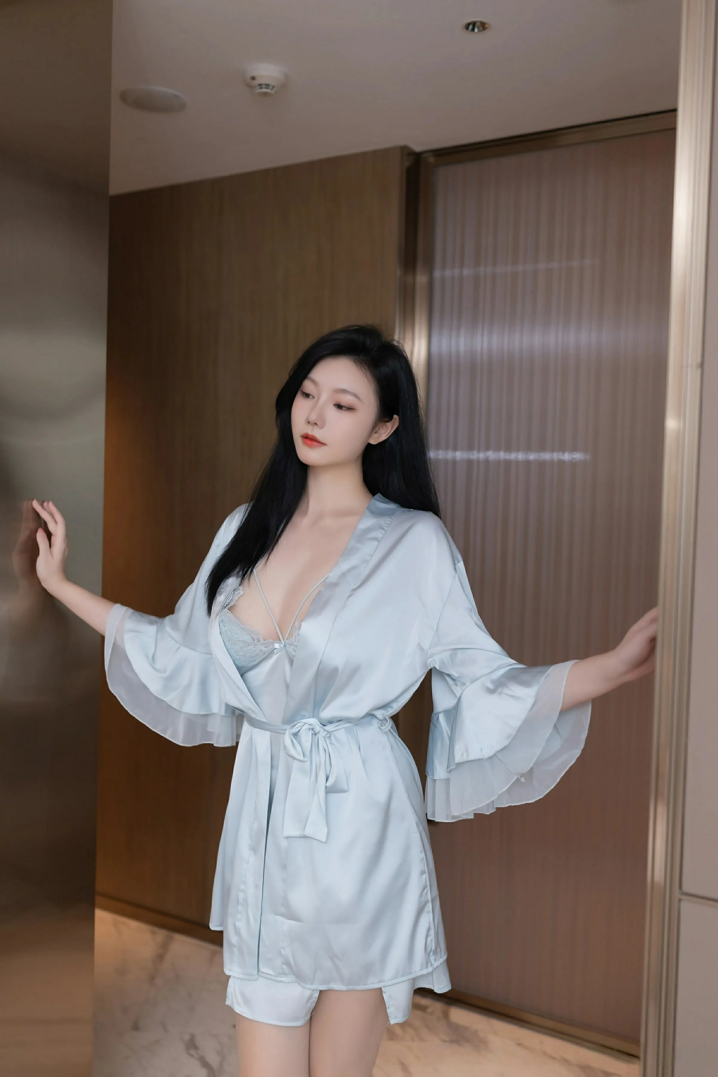  秀人网 No.10390 安然anran [80P]第2张