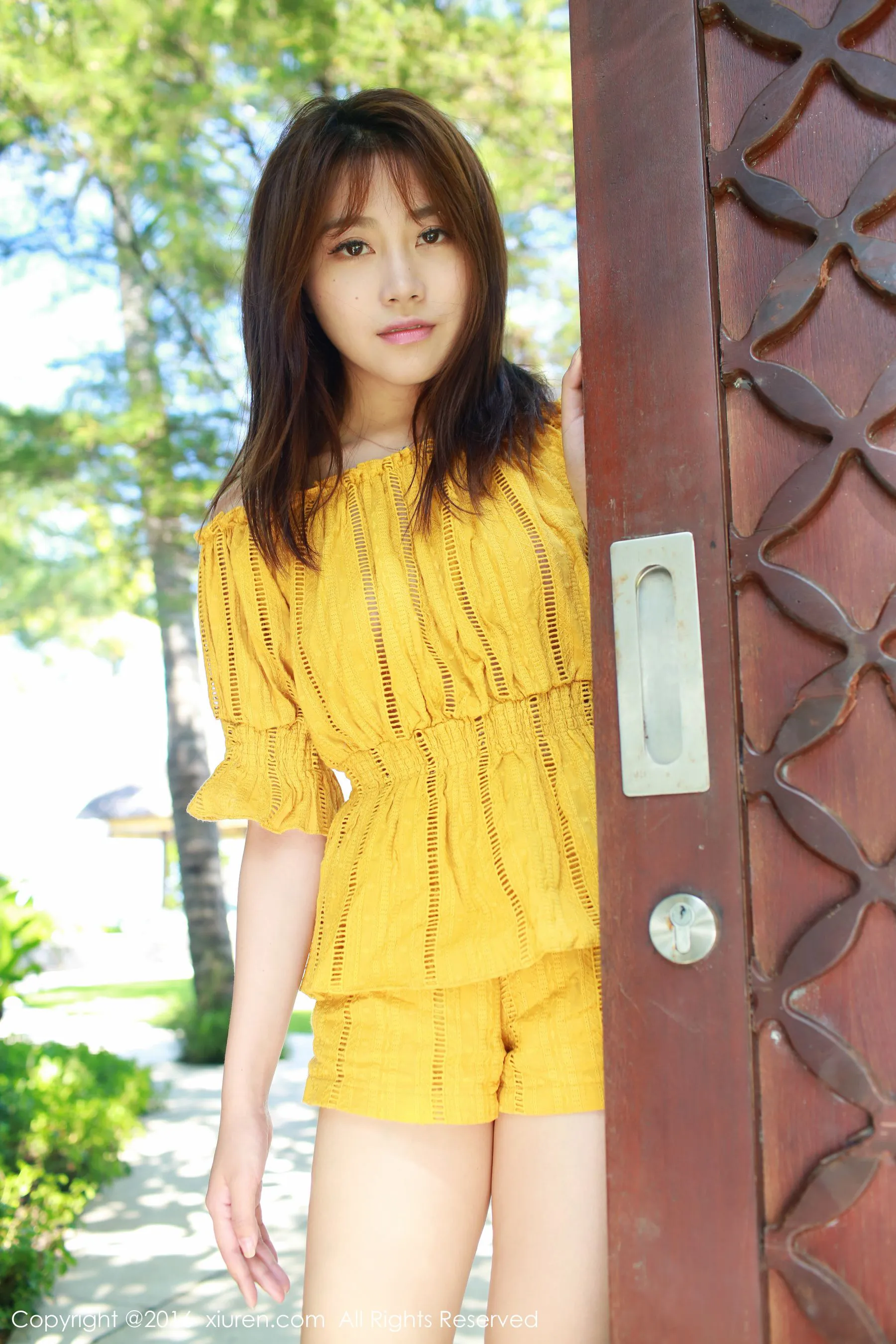 许诺Sabrina《巴厘岛旅拍》小清新系列 秀人网 No.542第1张