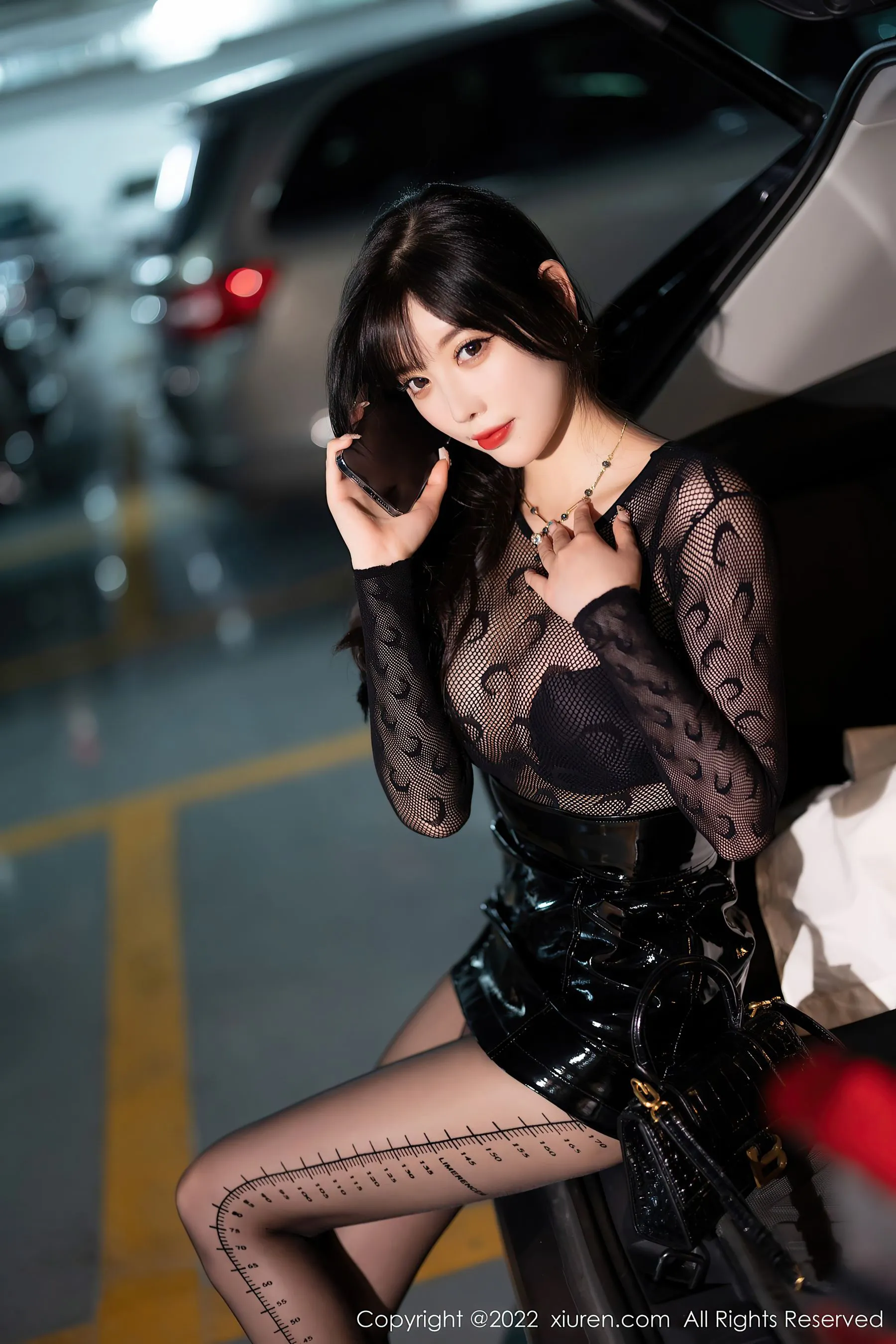  秀人网 No.5445 杨晨晨Yome 黑丝美腿第19张