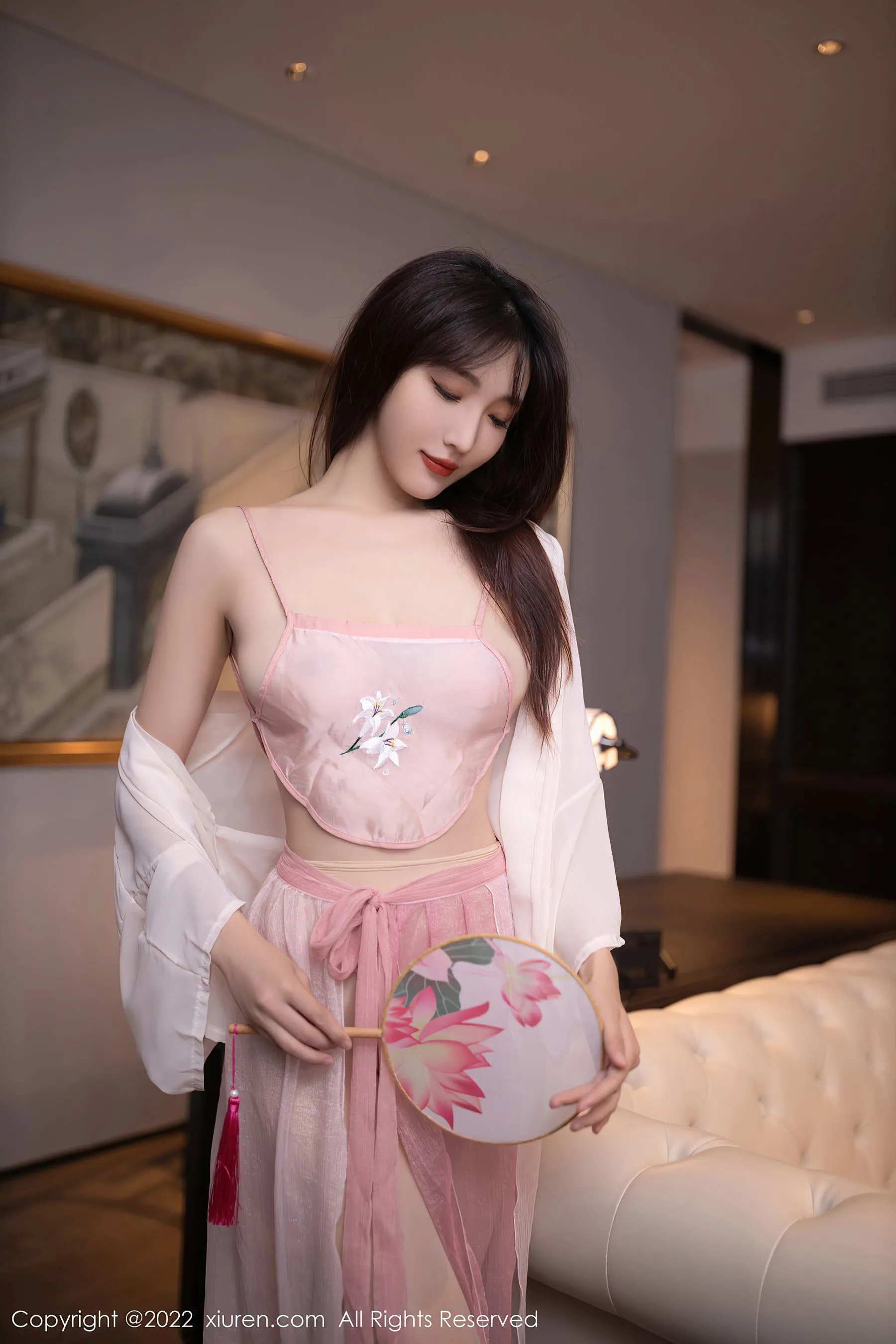  秀人网 No.5666 陆萱萱 古装美腿第3张