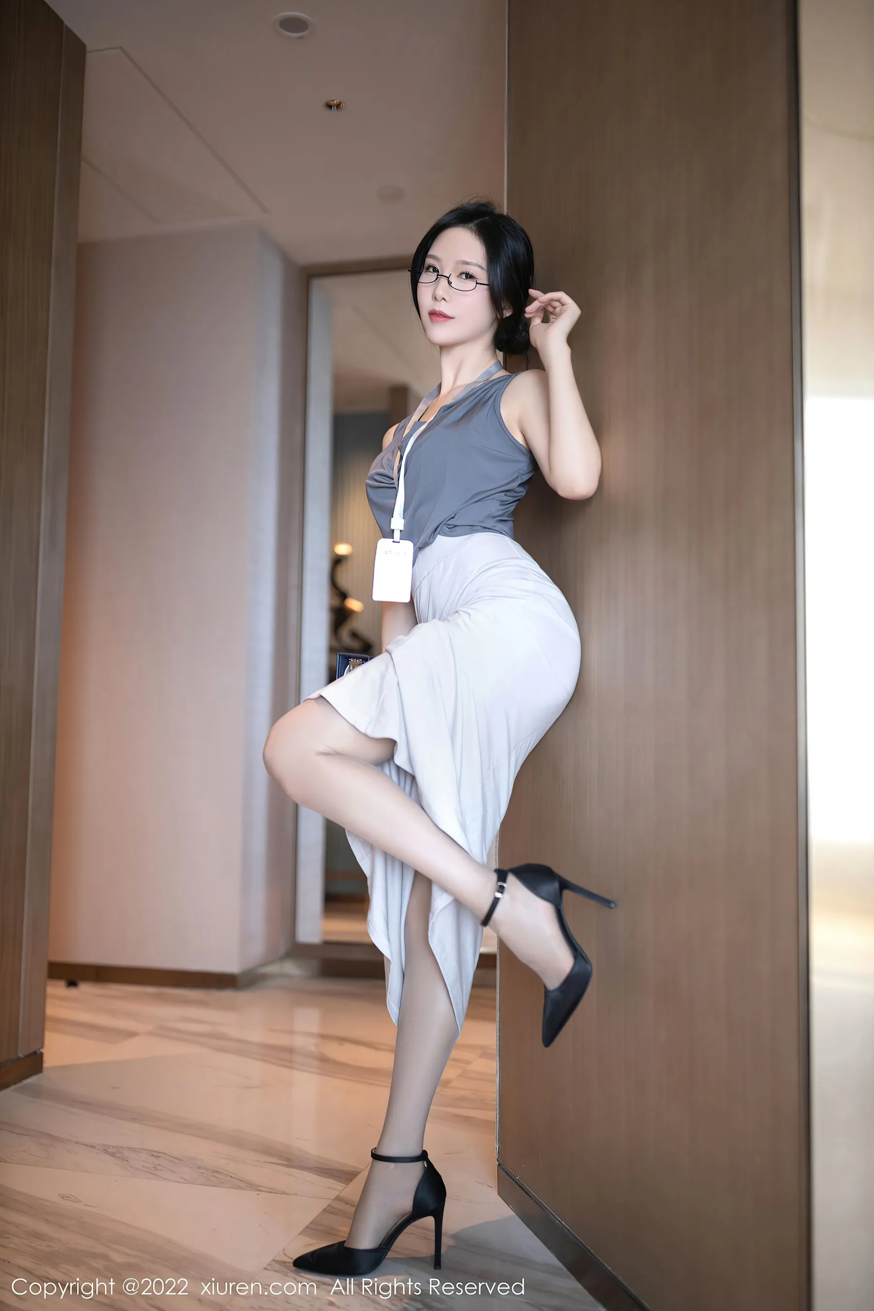  秀人网 No.5900 利世 丝袜长裙第19张