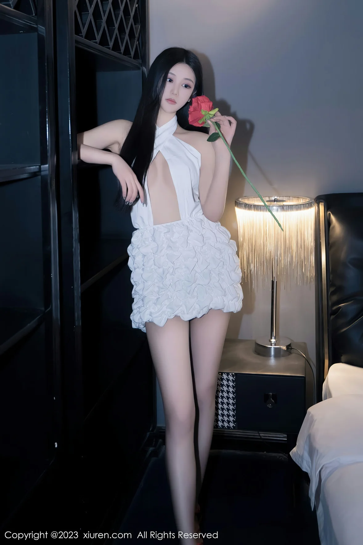  XiuRen 秀人 No.7319 桐桐 剔透雪峰性感写真 [64P]第4张