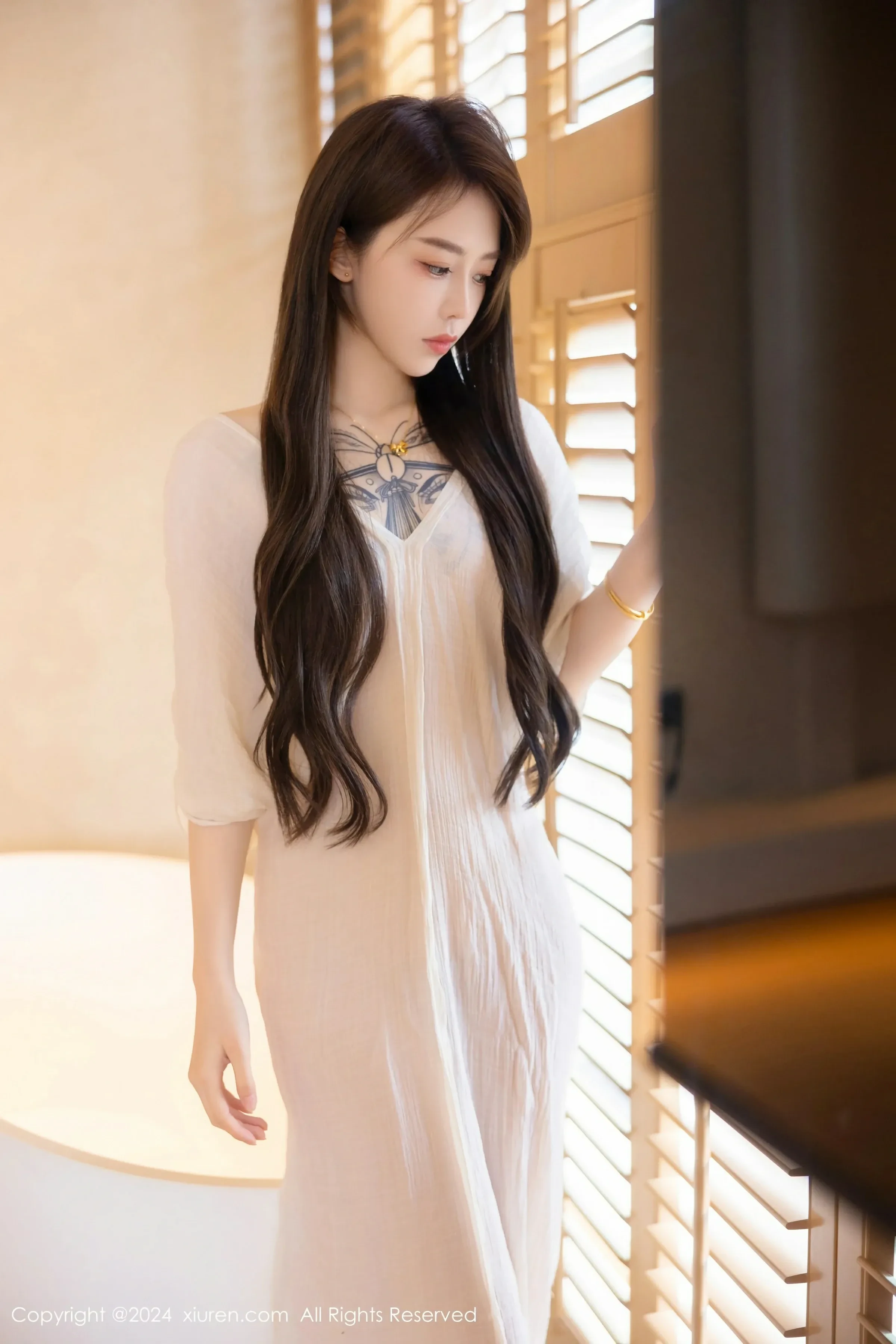  XiuRen 秀人 No.8842 夏竹 新人模特 [83P]第3张