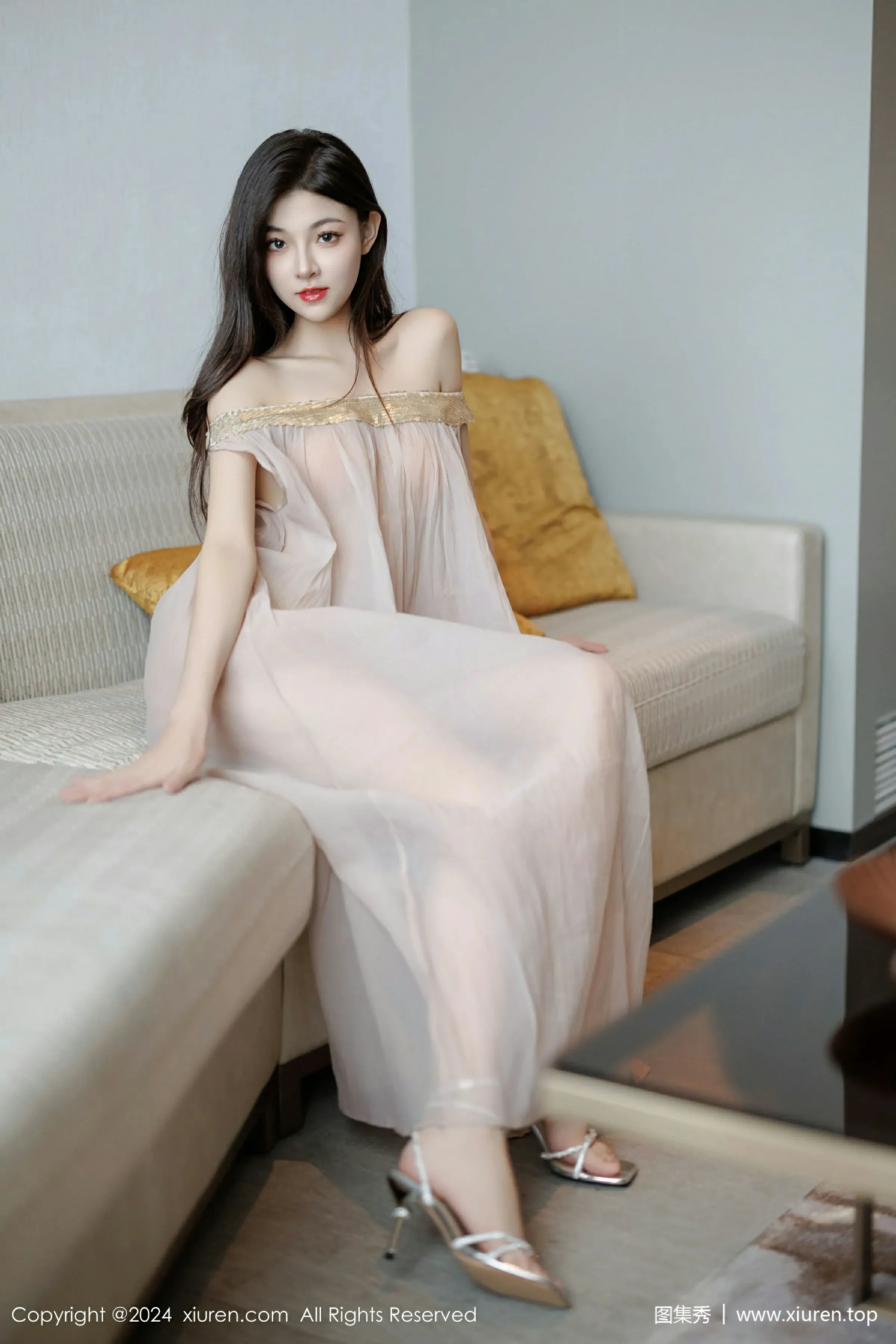  XiuRen 秀人 No.9426 初梦瑶 [102P]第5张